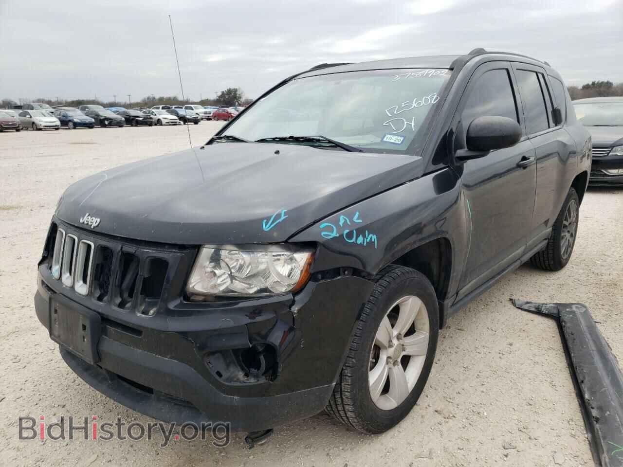 2011 JEEP COMPASS - VIN: 1J4NT1FA9BD175033 - Photo 2
