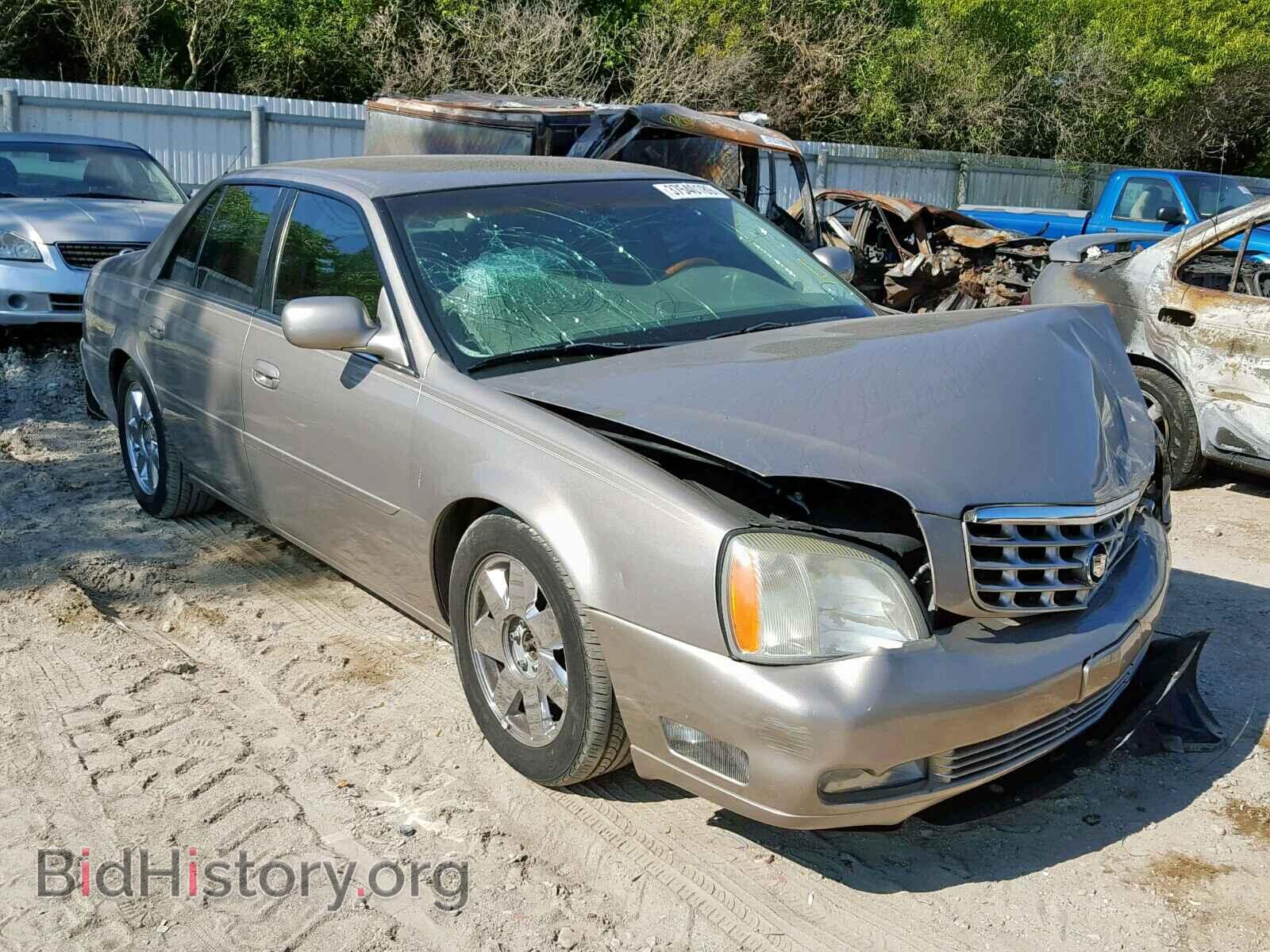 Photo 1G6KF579X4U241655 - CADILLAC DEVILLE 2004
