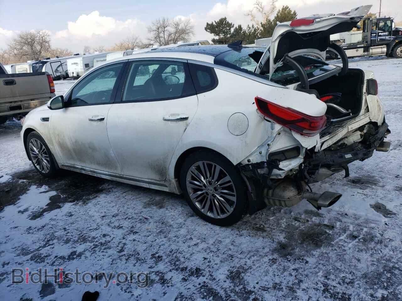 2018 KIA OPTIMA - VIN: 5XXGV4L23JG204683 - Фото 2