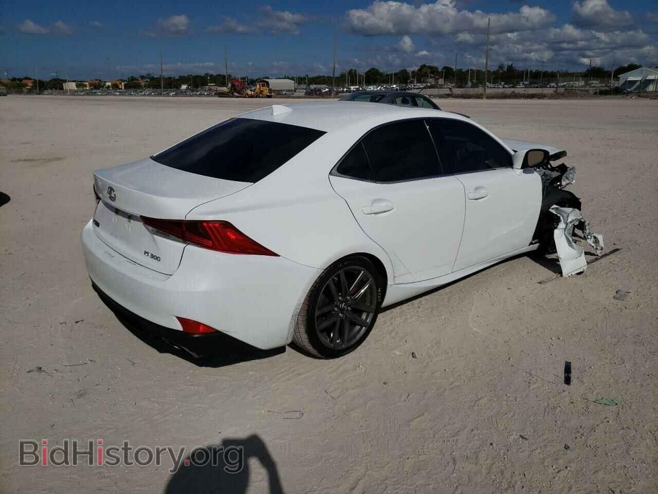 2018 LEXUS IS - VIN: JTHBA1D23J5075317 - Фото 4