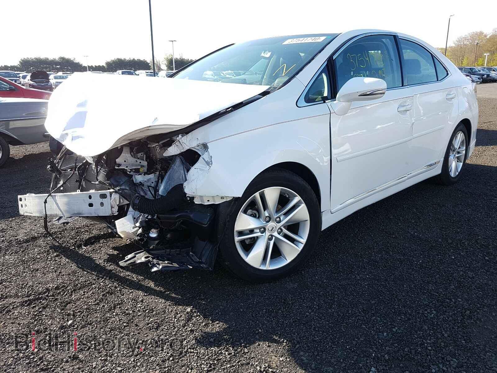 2011 LEXUS HS - VIN: JTHBB1BA0B2045685 - Photo 2