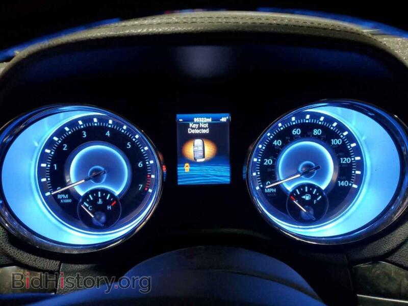 2014 Chrysler 300 (VIN 2C3CCAKG6EH273200) — фото 9 из 12