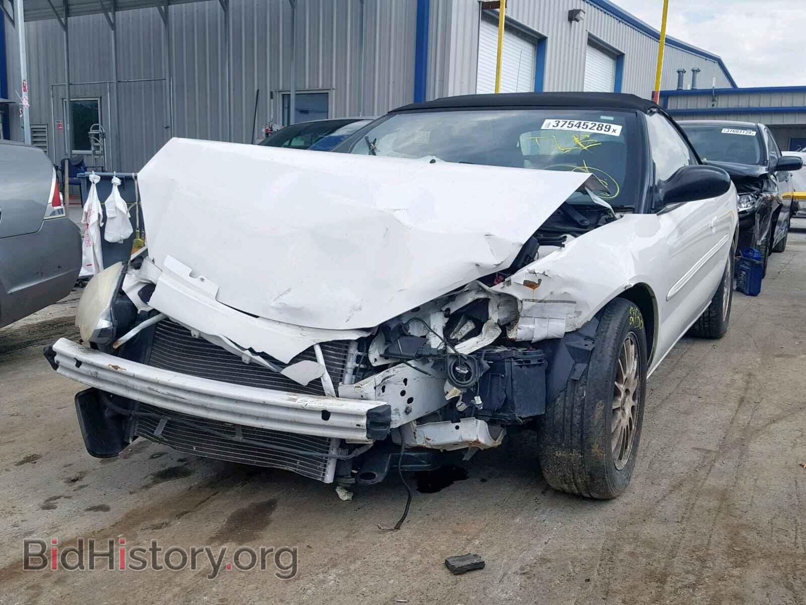 2004 CHRYSLER SEBRING - VIN: 1C3EL55R54N352523 - Фото 2