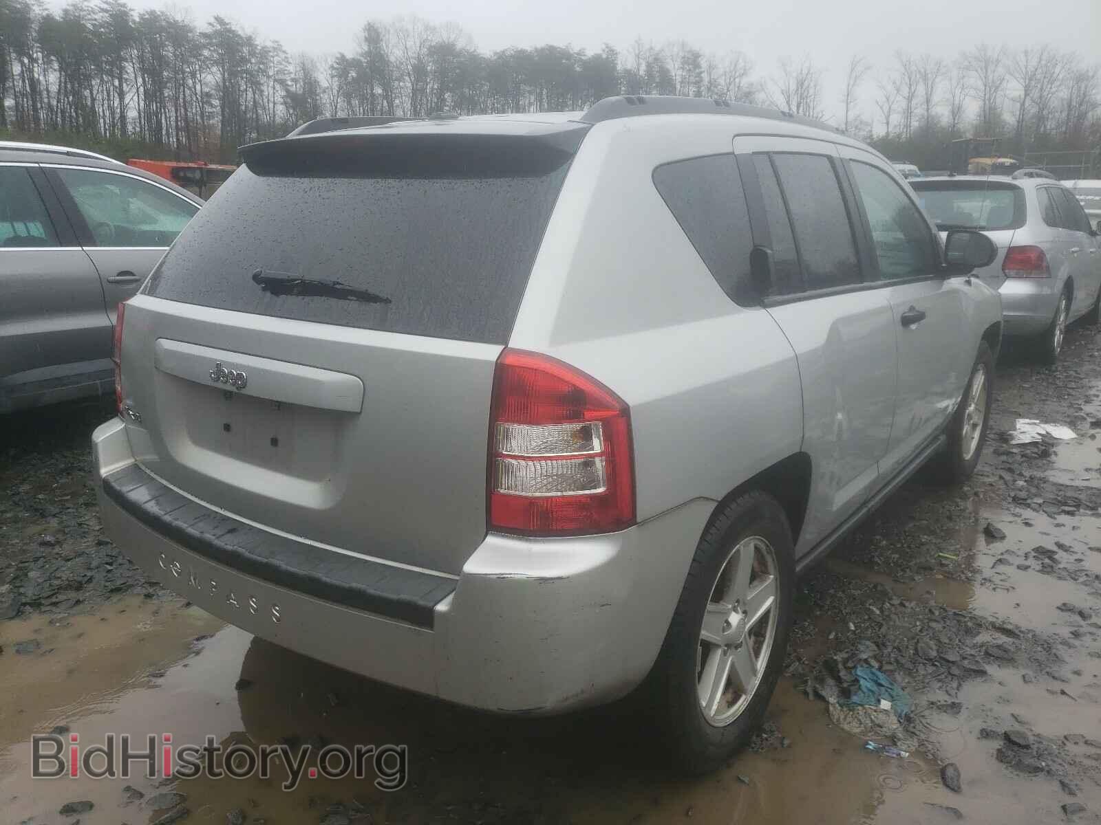 2007 JEEP COMPASS - VIN: 1J8FF47W67D123078 - Photo 4