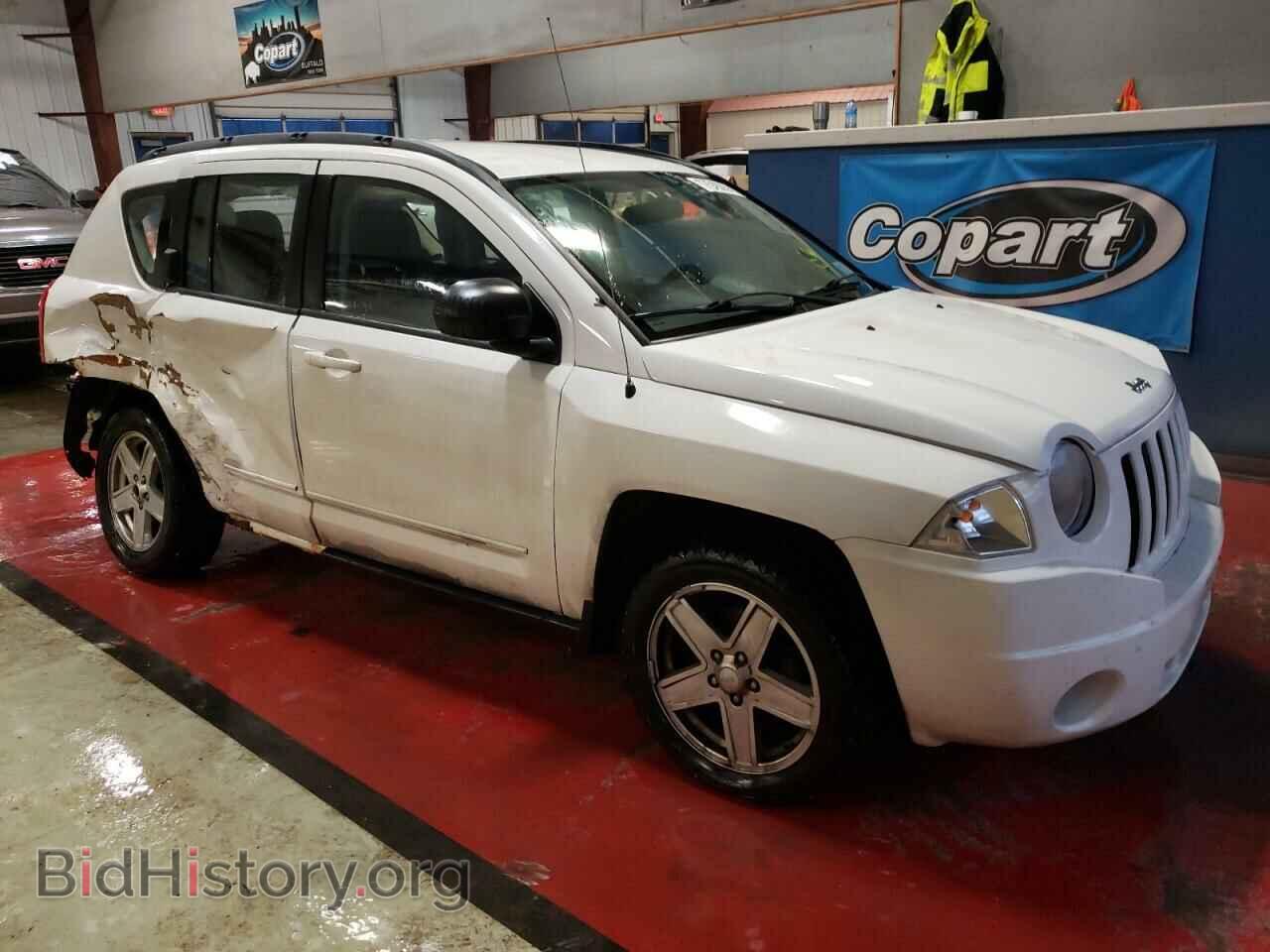 2010 JEEP COMPASS - VIN: 1J4NT4FB2AD554125 - Photo 4