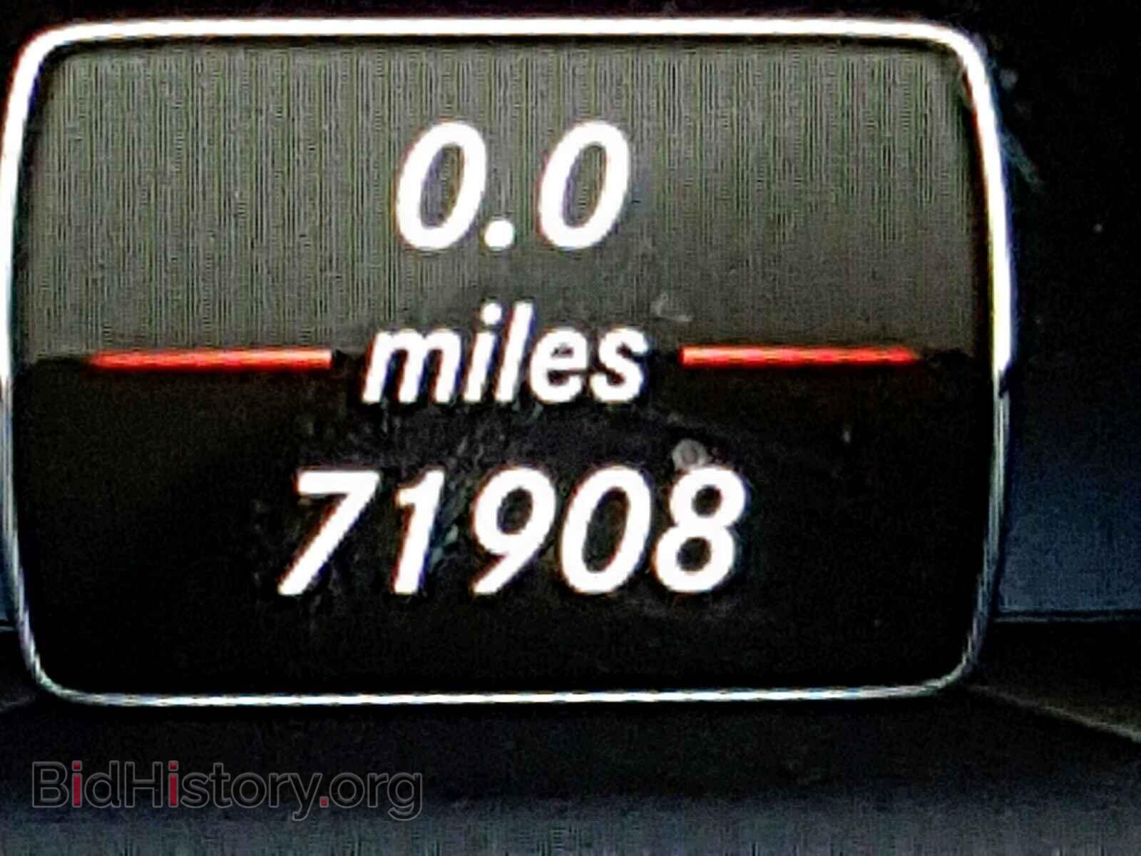 2014 MERCEDES-BENZ E 350 - VIN: WDDHF5KB9EA826348 - Фото 8