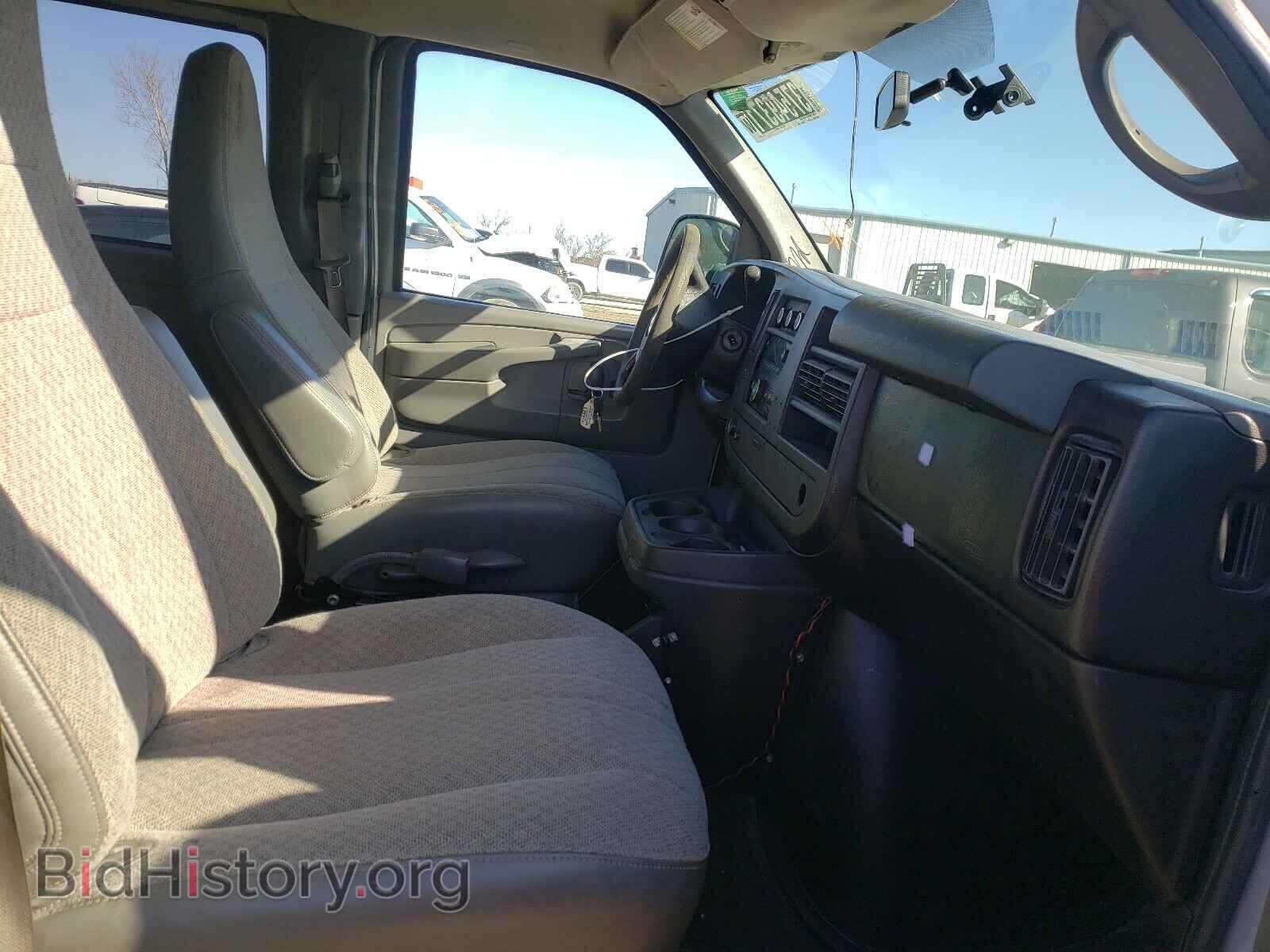 2012 CHEVROLET EXPRESS - VIN: 1GNSHBF42C1141732 - Фото 5