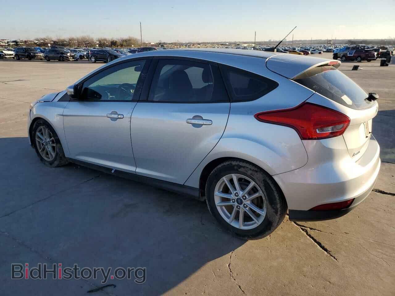 2016 FORD FOCUS - VIN: 1FADP3K29GL390852 - Фото 2