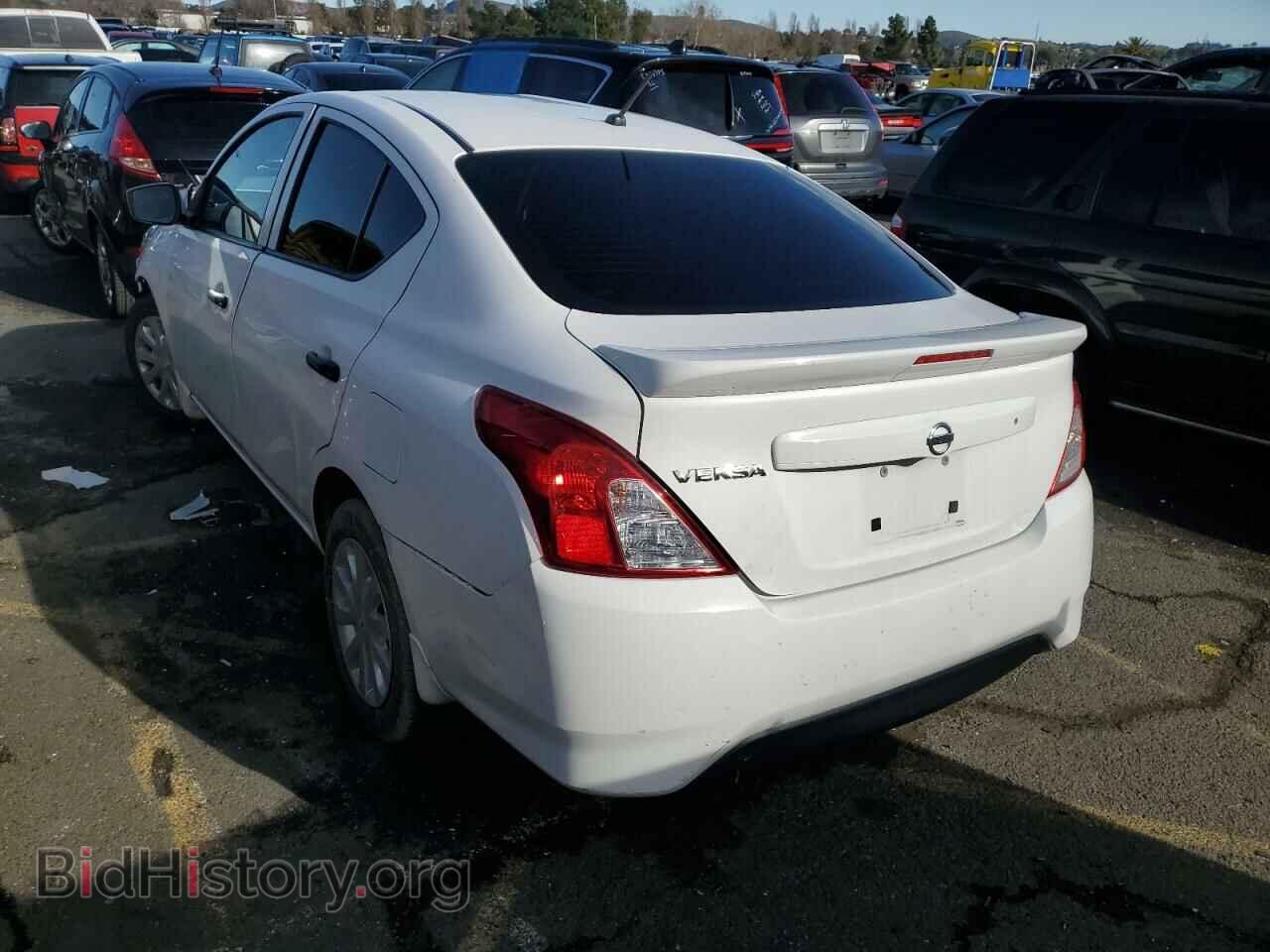 2017 NISSAN VERSA - VIN: 3N1CN7AP8HL824364 - Фото 2