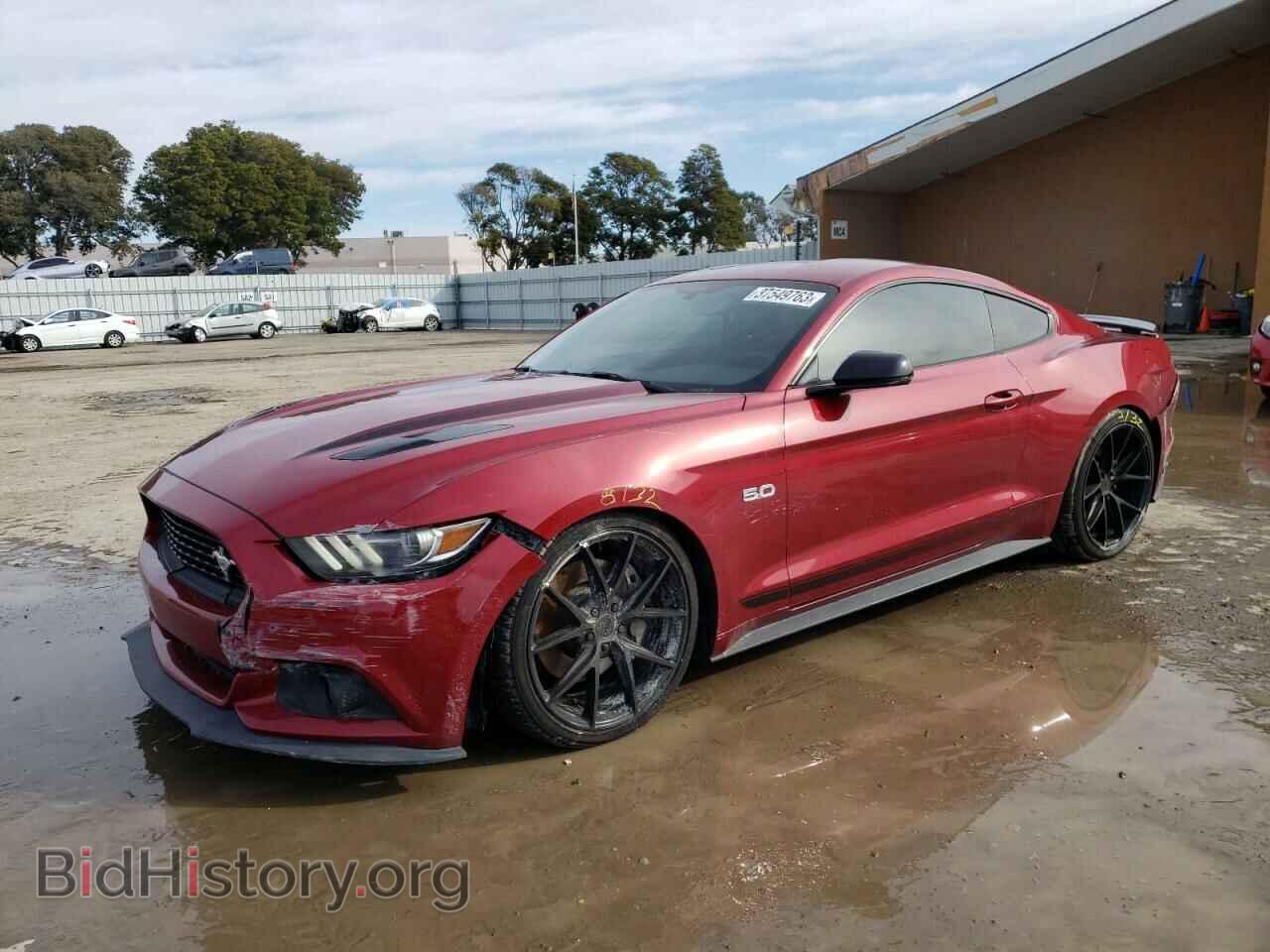 Photo 1FA6P8CF5H5211008 - FORD MUSTANG 2017