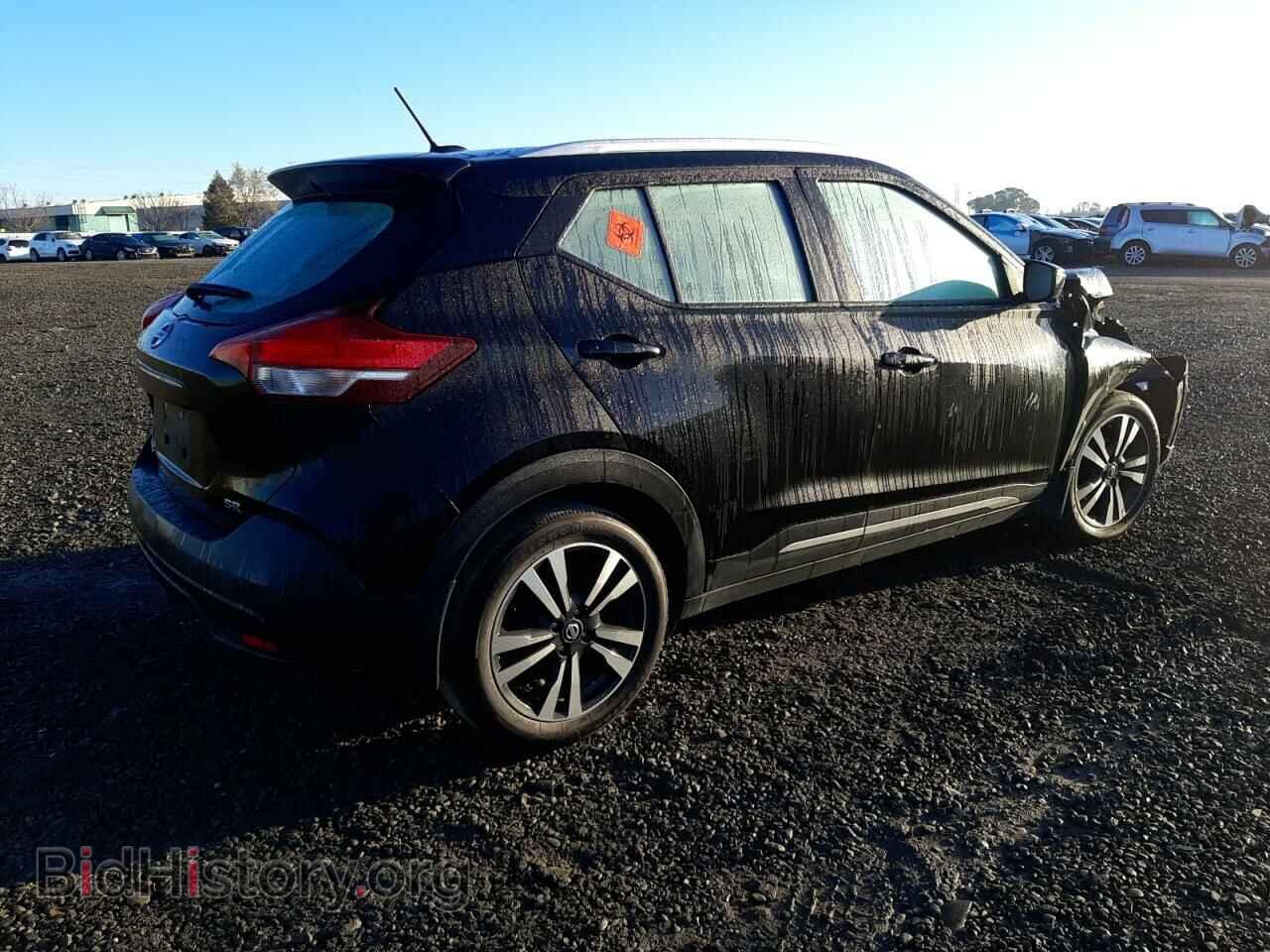 2019 NISSAN KICKS - VIN: 3N1CP5CU3KL556185 - Фото 3