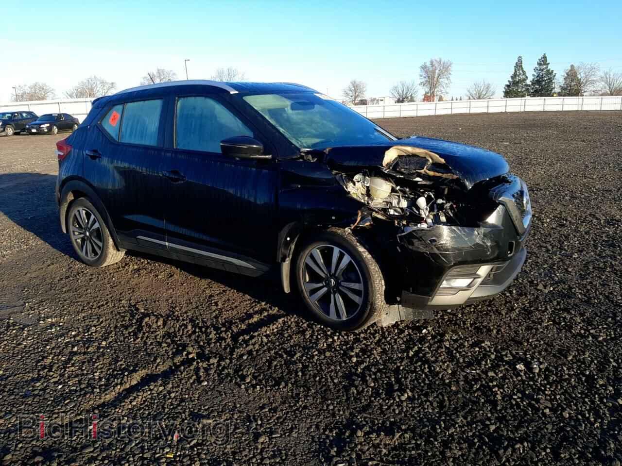 2019 NISSAN KICKS - VIN: 3N1CP5CU3KL556185 - Фото 4