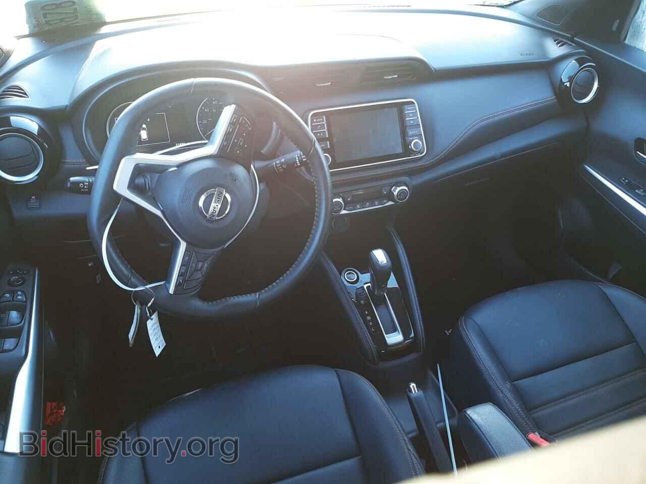 2019 NISSAN KICKS - VIN: 3N1CP5CU3KL556185 - Фото 8