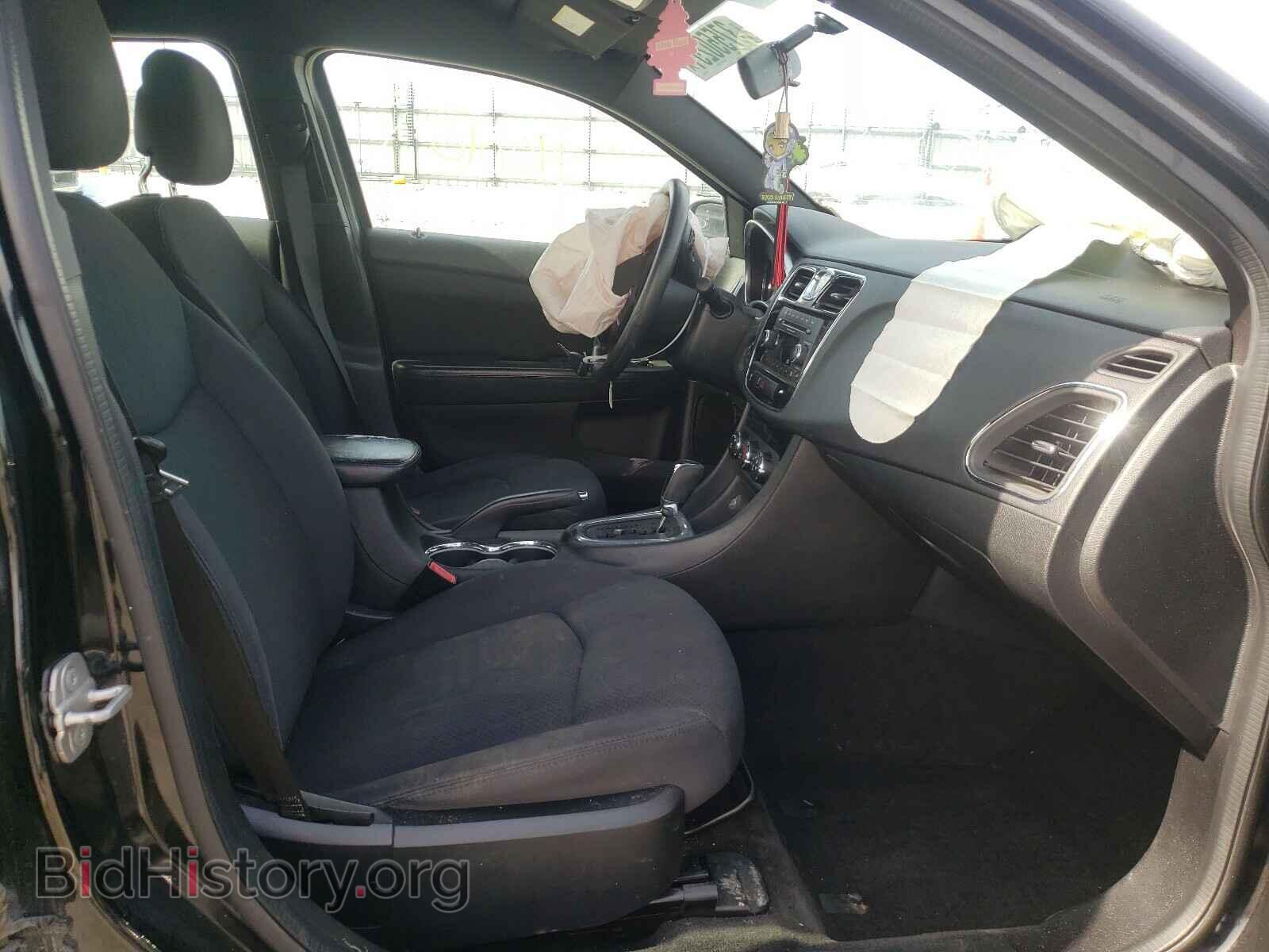 2013 CHRYSLER 200 - VIN: 1C3CCBAB4DN685570 - Фото 5
