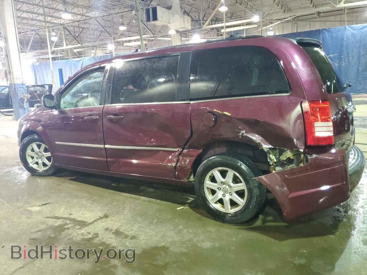 2009 CHRYSLER MINIVAN - VIN: 2A8HR54119R521409 - Фото 2