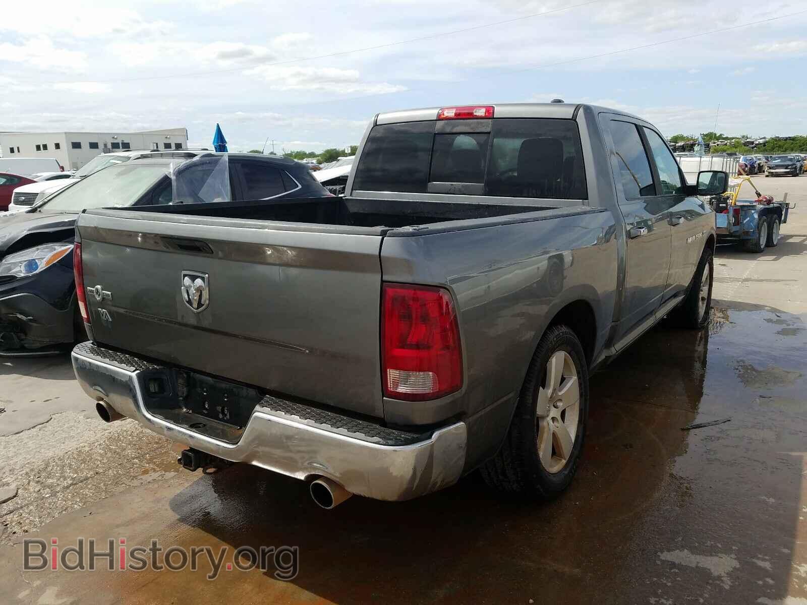 2011 DODGE RAM 1500 - VIN: 1D7RB1CT2BS657103 - Фото 4