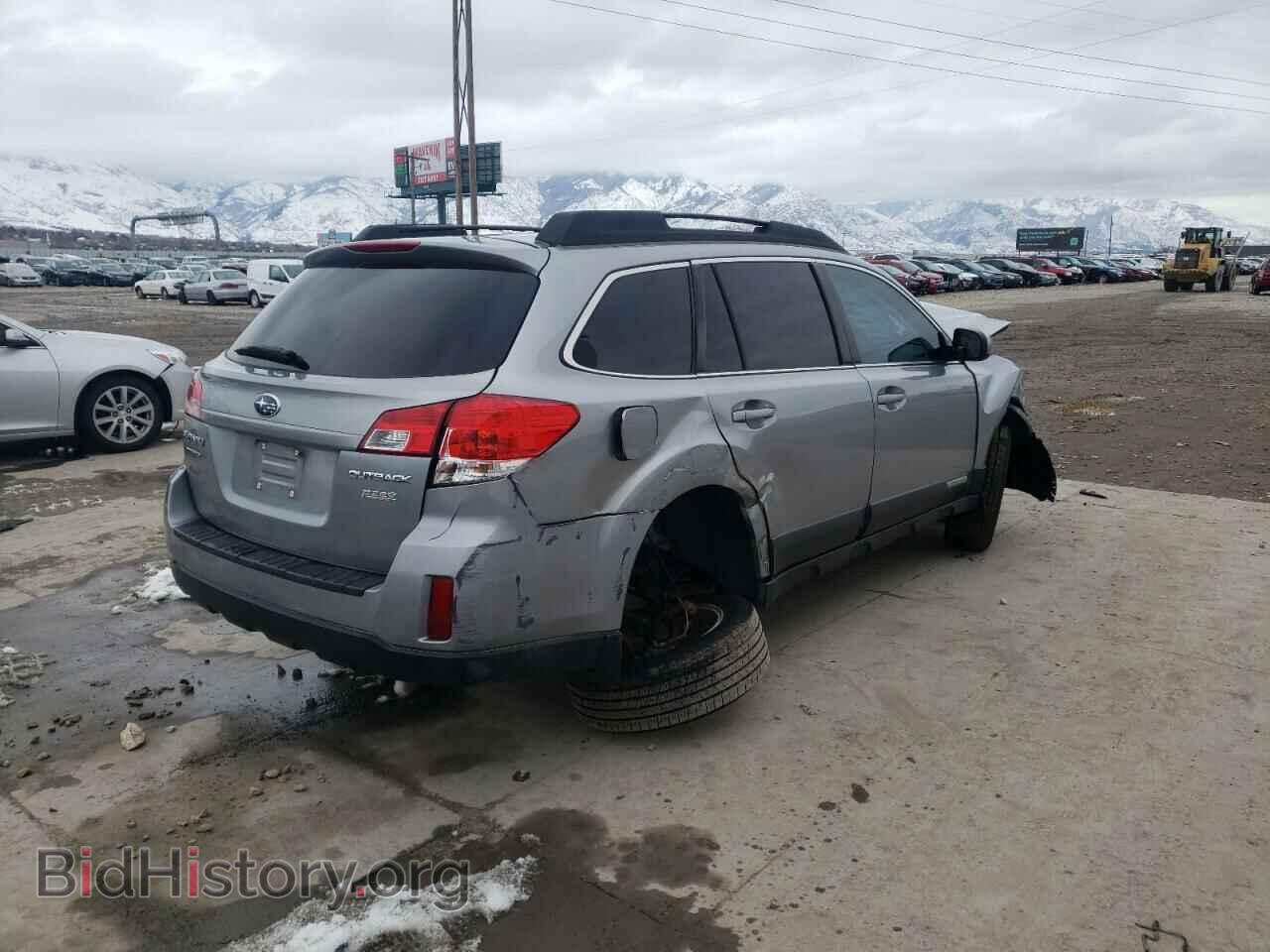 2011 SUBARU OUTBACK - VIN: 4S4BRCCC7B3404335 - Photo 3