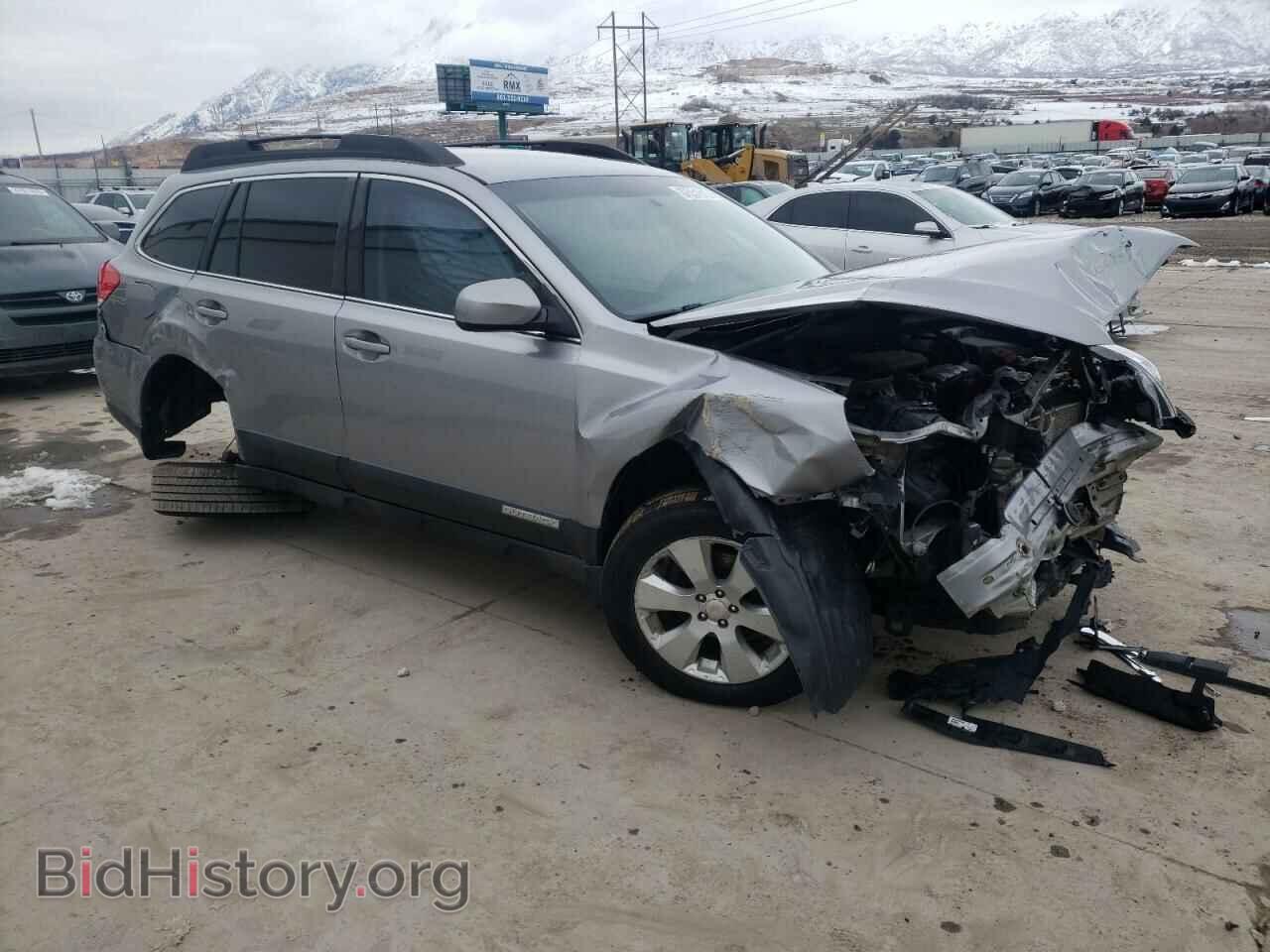 2011 SUBARU OUTBACK - VIN: 4S4BRCCC7B3404335 - Photo 4