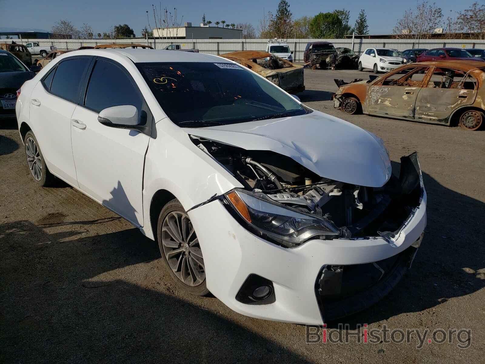 Photo 5YFBURHE1FP223972 - TOYOTA COROLLA 2015