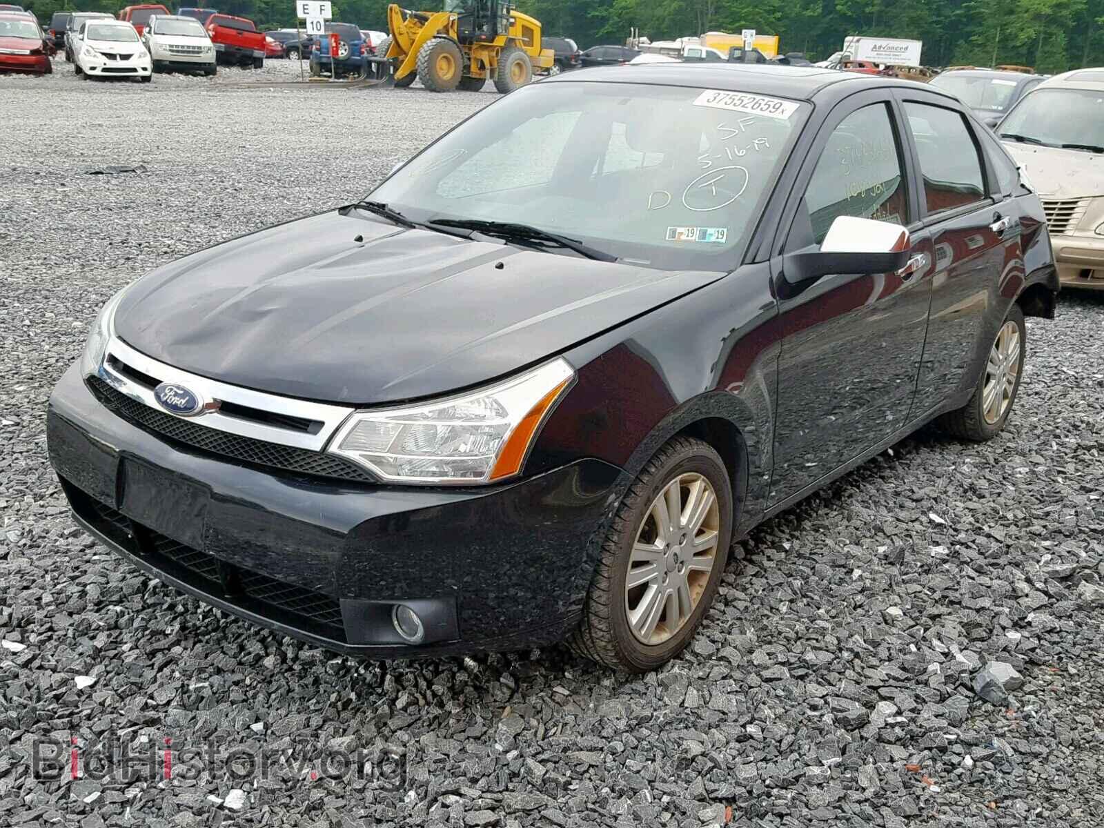 2011 FORD FOCUS - VIN: 1FAHP3HNXBW183591 - Фото 2