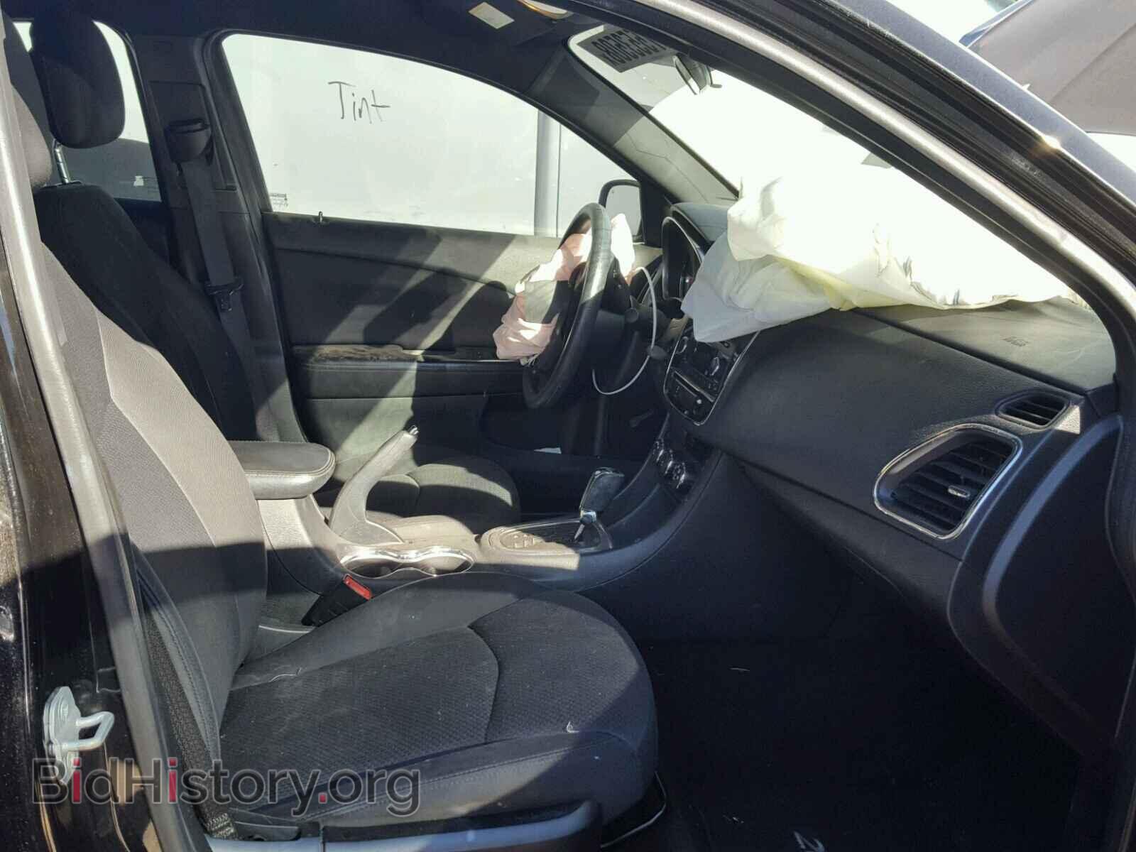 2014 CHRYSLER 200 - VIN: 1C3CCBAB1EN145241 - Фото 5
