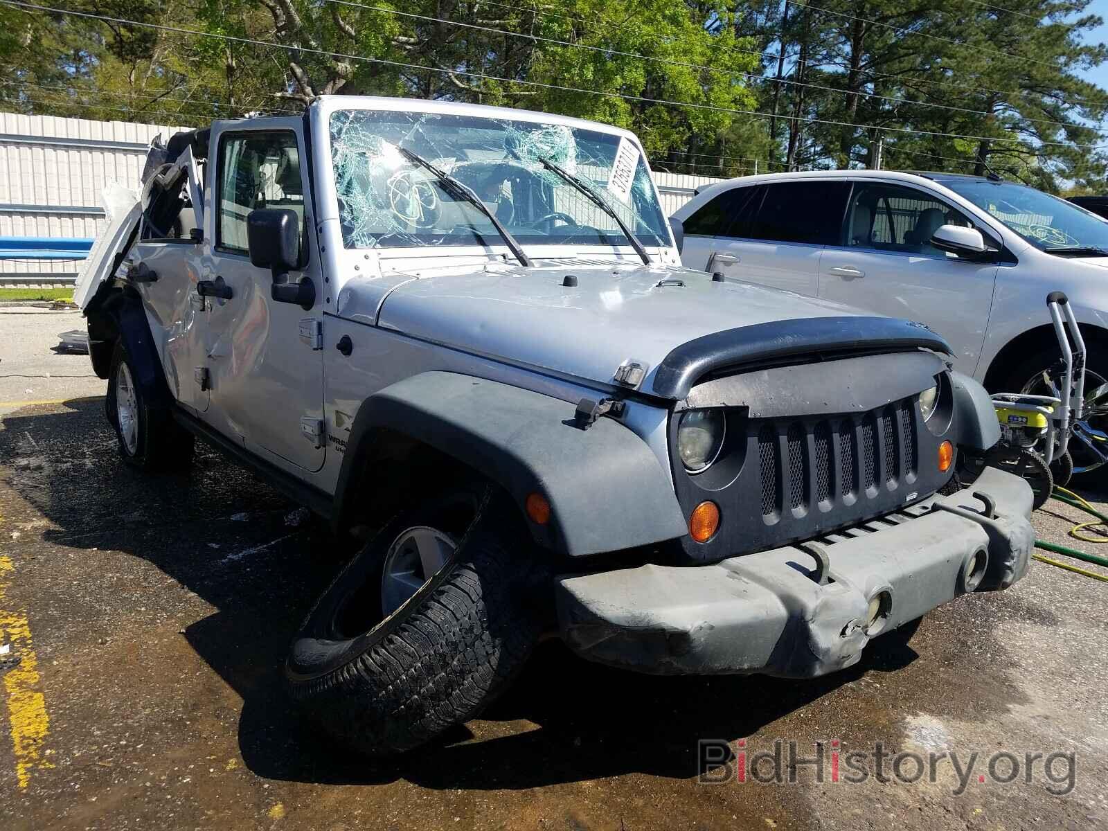 Photo 1J4GB39119L748753 - JEEP WRANGLER 2009