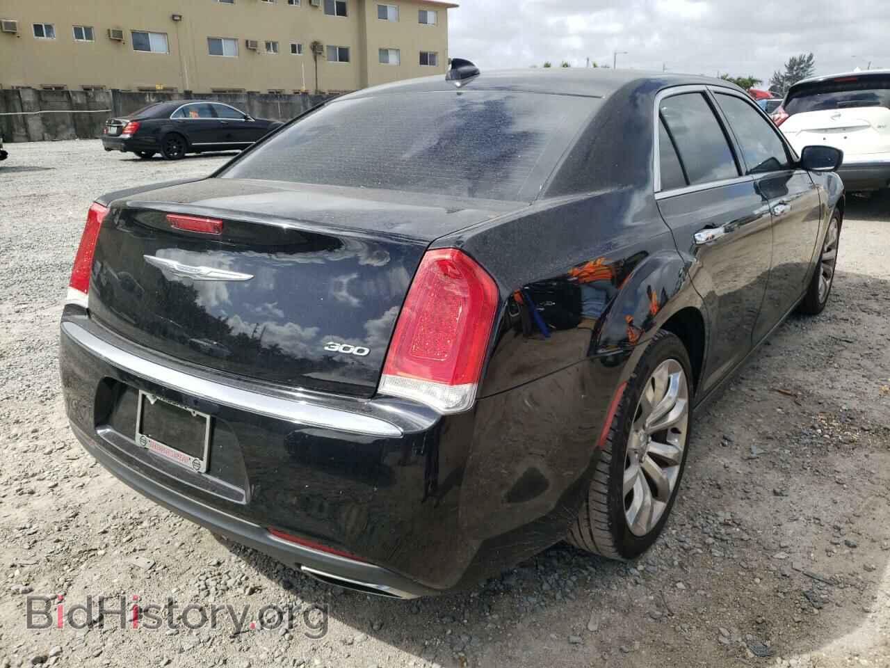 2018 CHRYSLER 300 - VIN: 2C3CCAEG5JH130048 - Фото 4