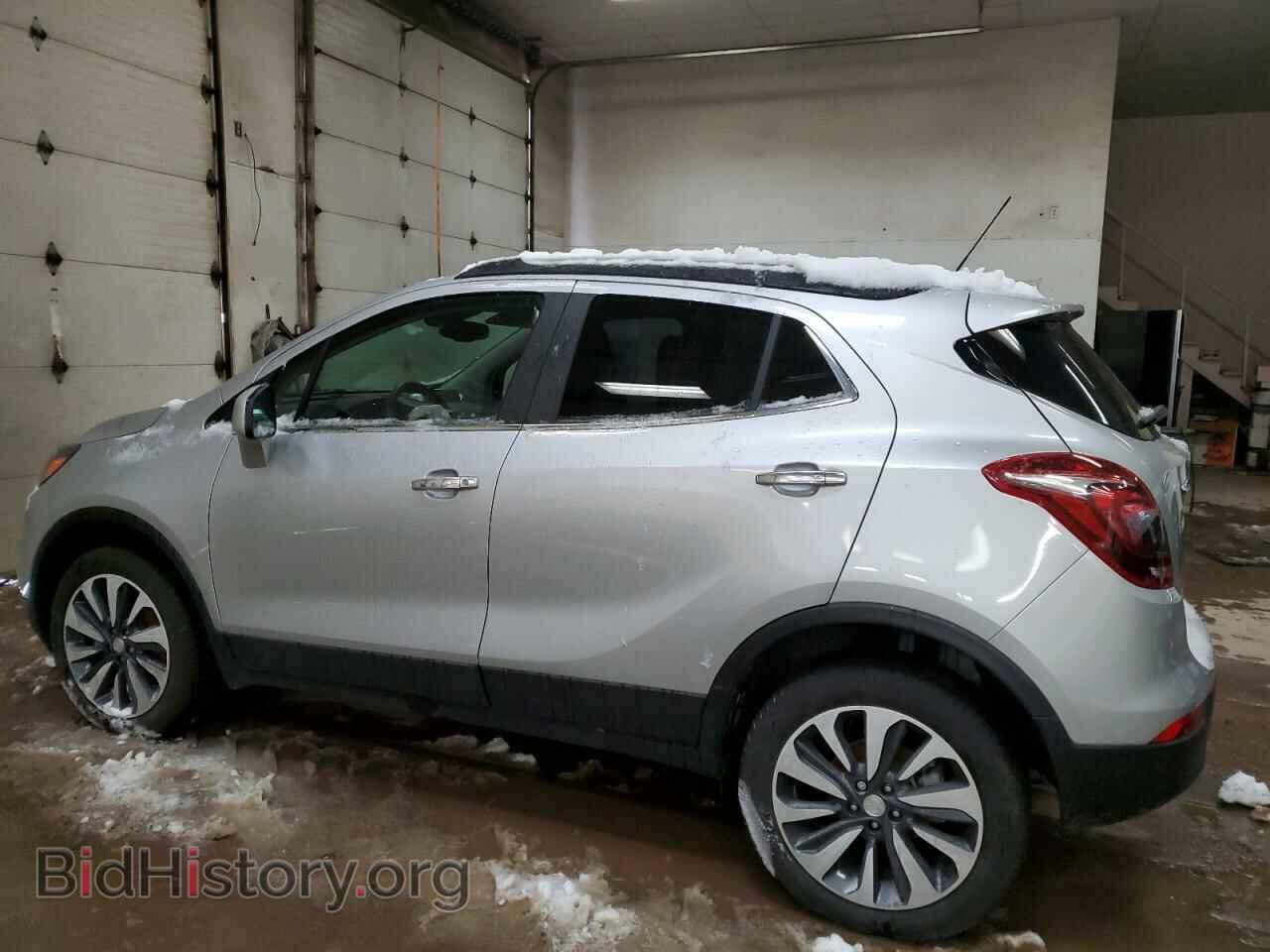 2022 BUICK ENCORE - VIN: KL4CJESM9NB565022 - Photo 2