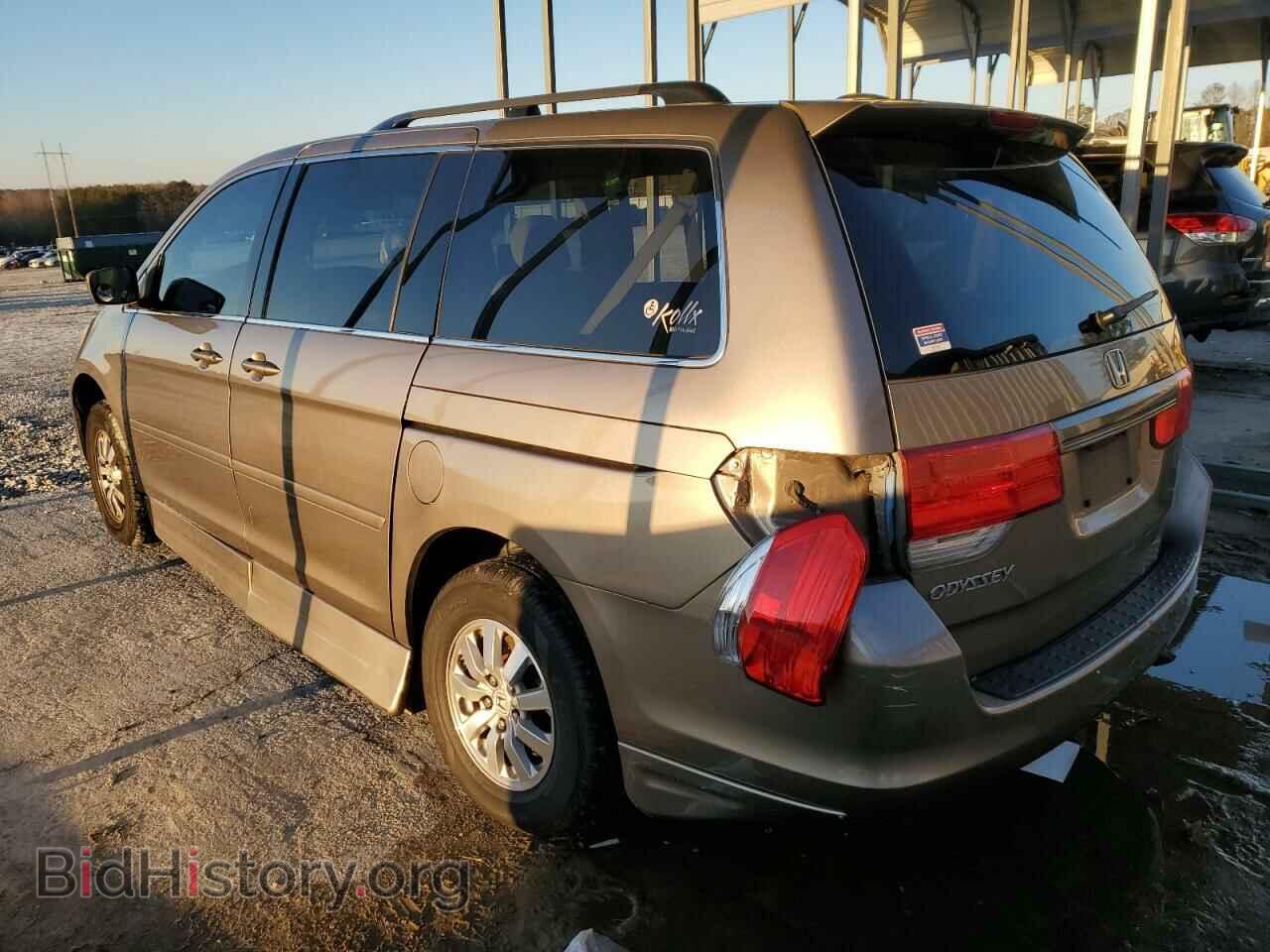 2010 HONDA All Models - VIN: 5FNRL3H64AB055675 - Фото 2