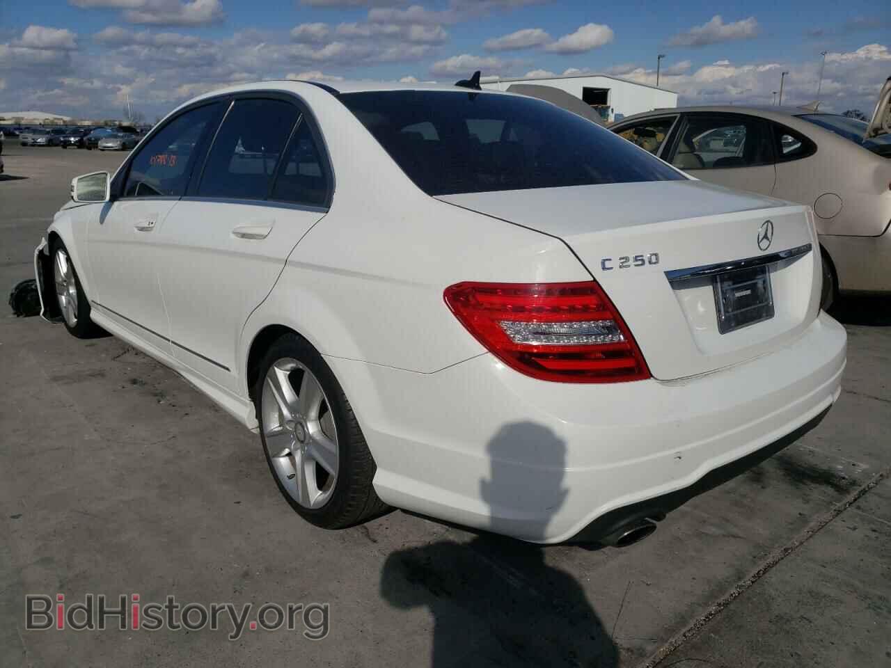 2013 MERCEDES-BENZ C-CLASS - VIN: WDDGF4HB3DA788577 - Фото 3