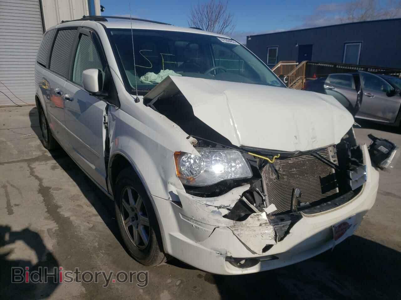 Photo 2A4RR5D15AR166335 - CHRYSLER MINIVAN 2010
