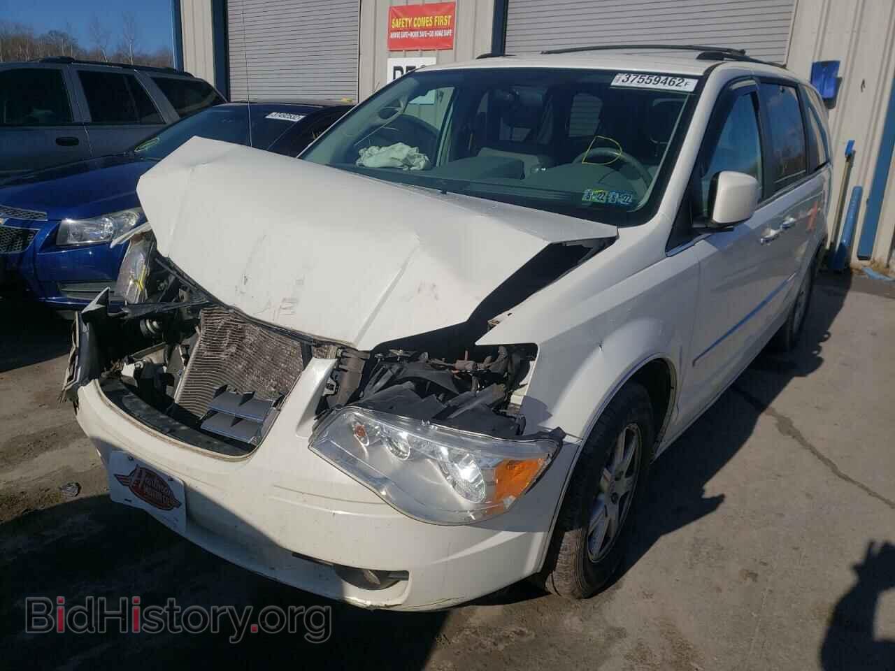 2010 CHRYSLER MINIVAN - VIN: 2A4RR5D15AR166335 - Фото 2