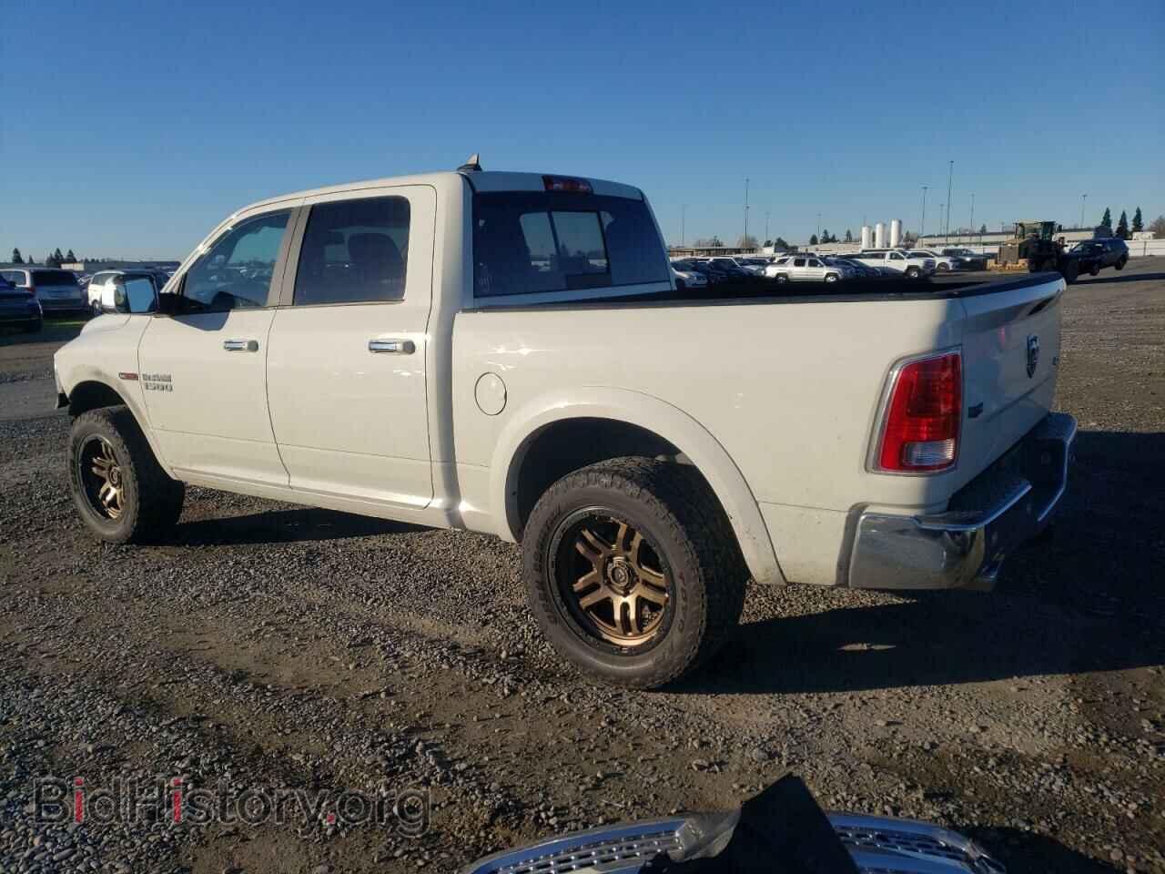 2018 RAM 1500 - VIN: 1C6RR7NM1JS338683 - Фото 2