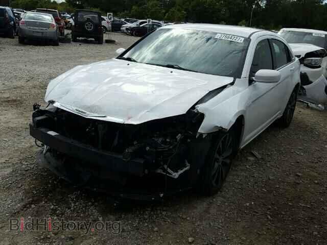 2014 CHRYSLER 200 - VIN: 1C3CCBCGXEN192289 - Фото 2