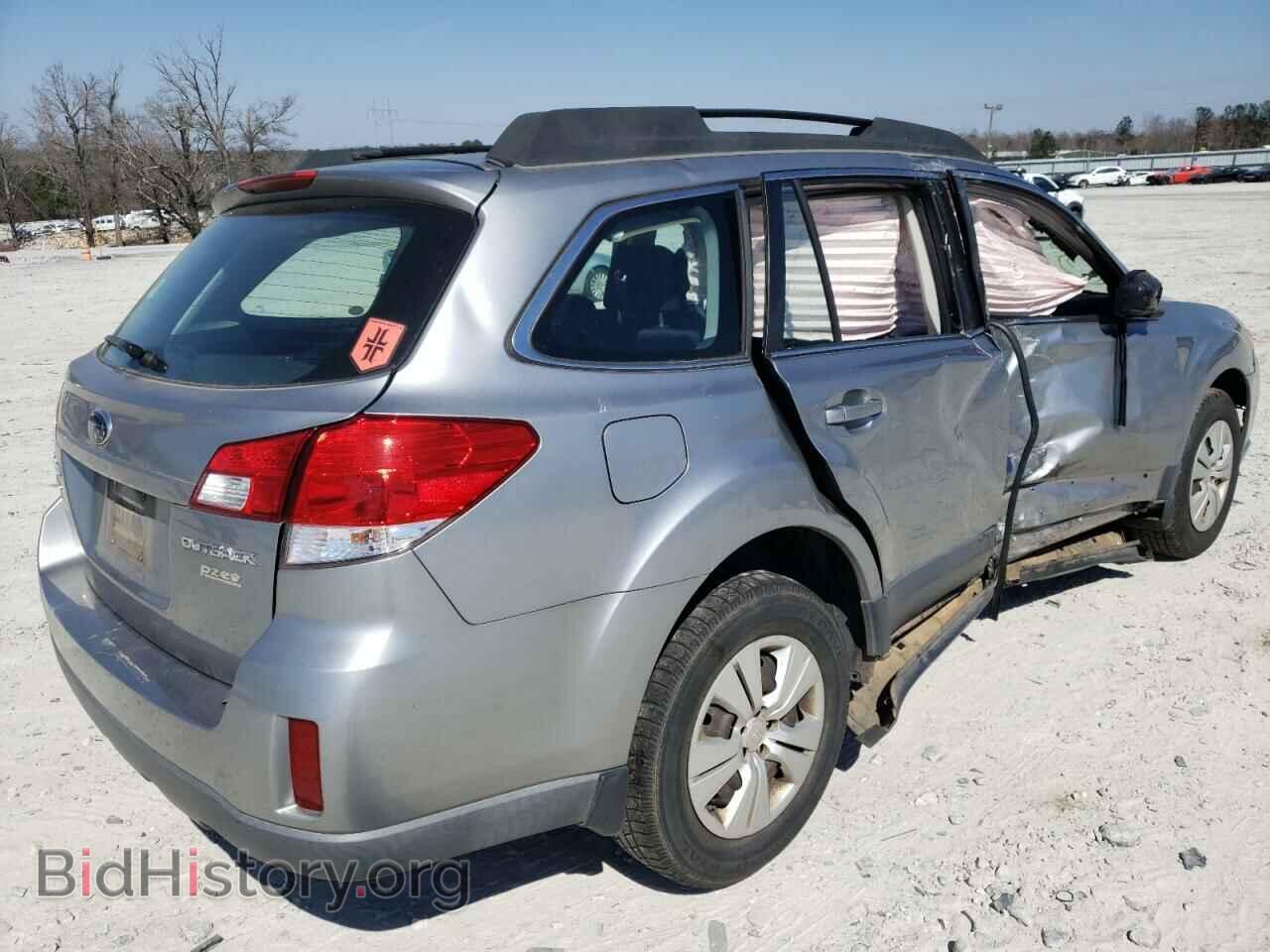 2011 SUBARU OUTBACK - VIN: 4S4BRBAC6B3426081 - Photo 4