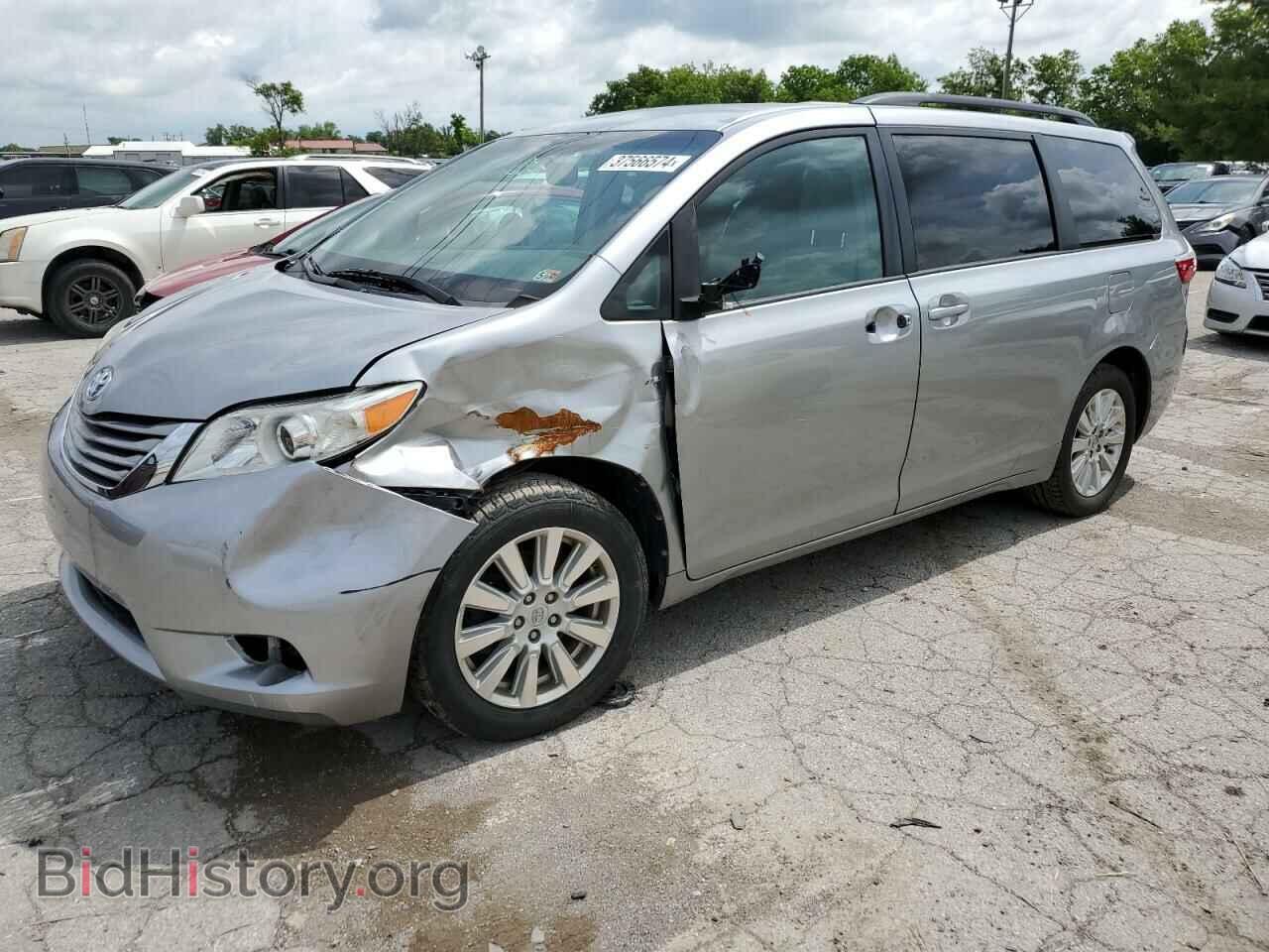 Photo 5TDJZ3DC8HS174455 - TOYOTA All Models 2017