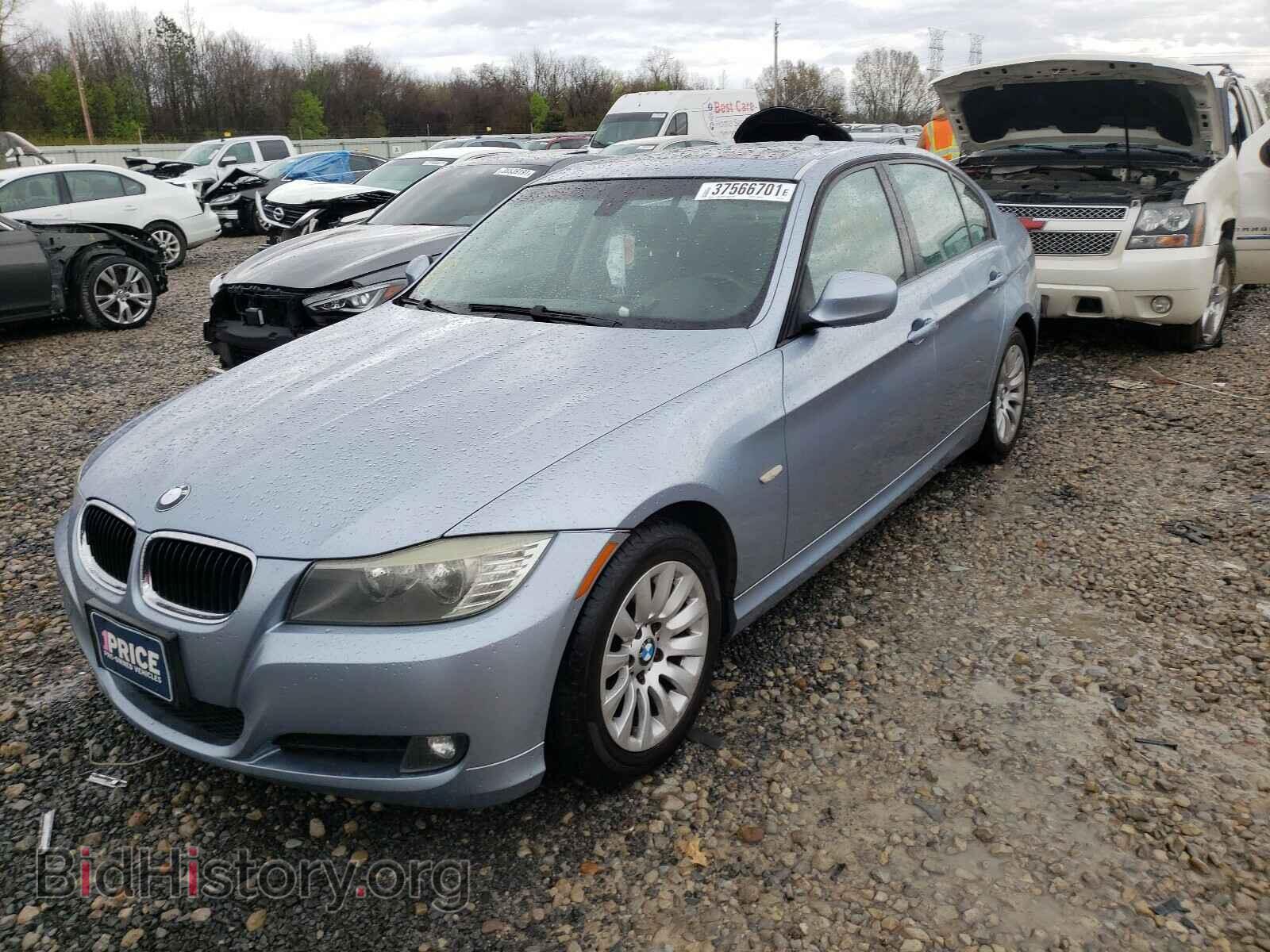 2009 BMW 3 SERIES - VIN: WBAPH57549NL77997 - Фото 2