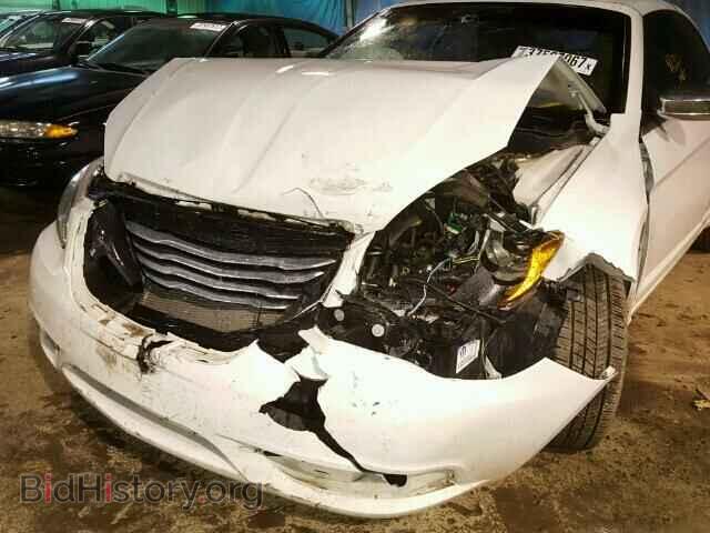 2012 CHRYSLER 200 - VIN: 1C3BCBFG5CN205714 - Фото 9