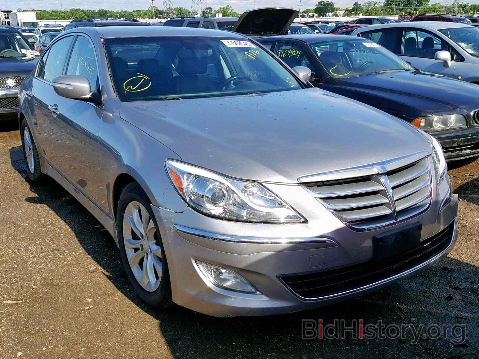 Photo KMHGC4DD2CU177880 - HYUNDAI GENESIS 2012