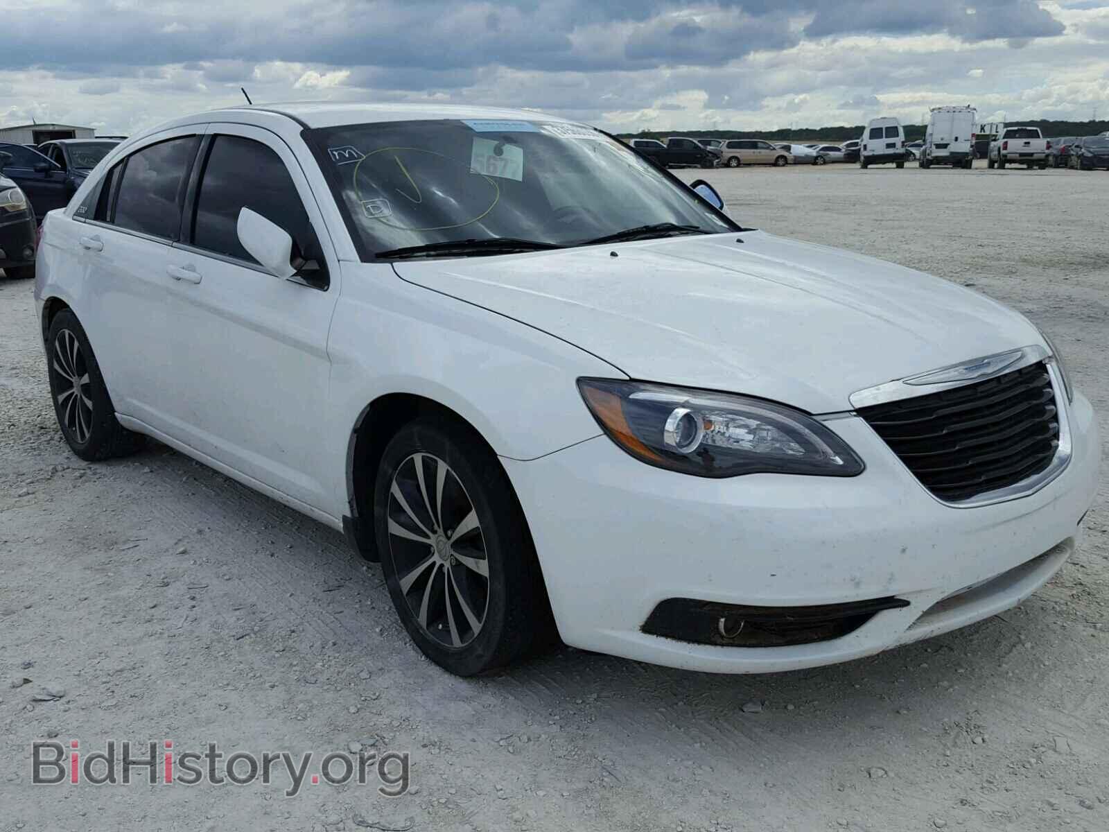 Photo 1C3CCBBG4DN717945 - CHRYSLER 200 2013