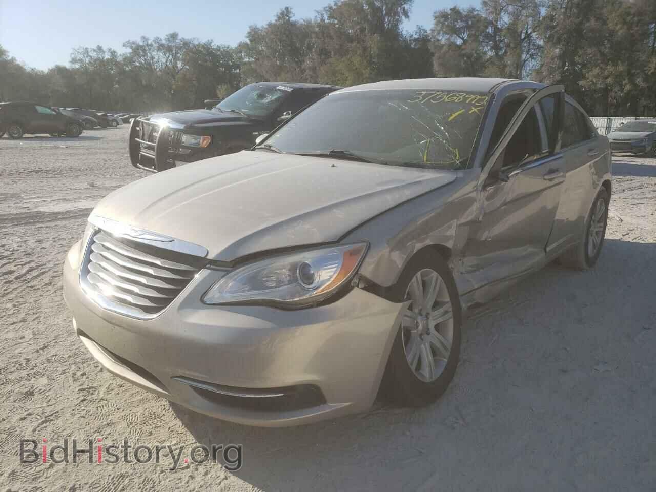 2013 CHRYSLER 200 - VIN: 1C3CCBBB1DN695665 - Фото 2