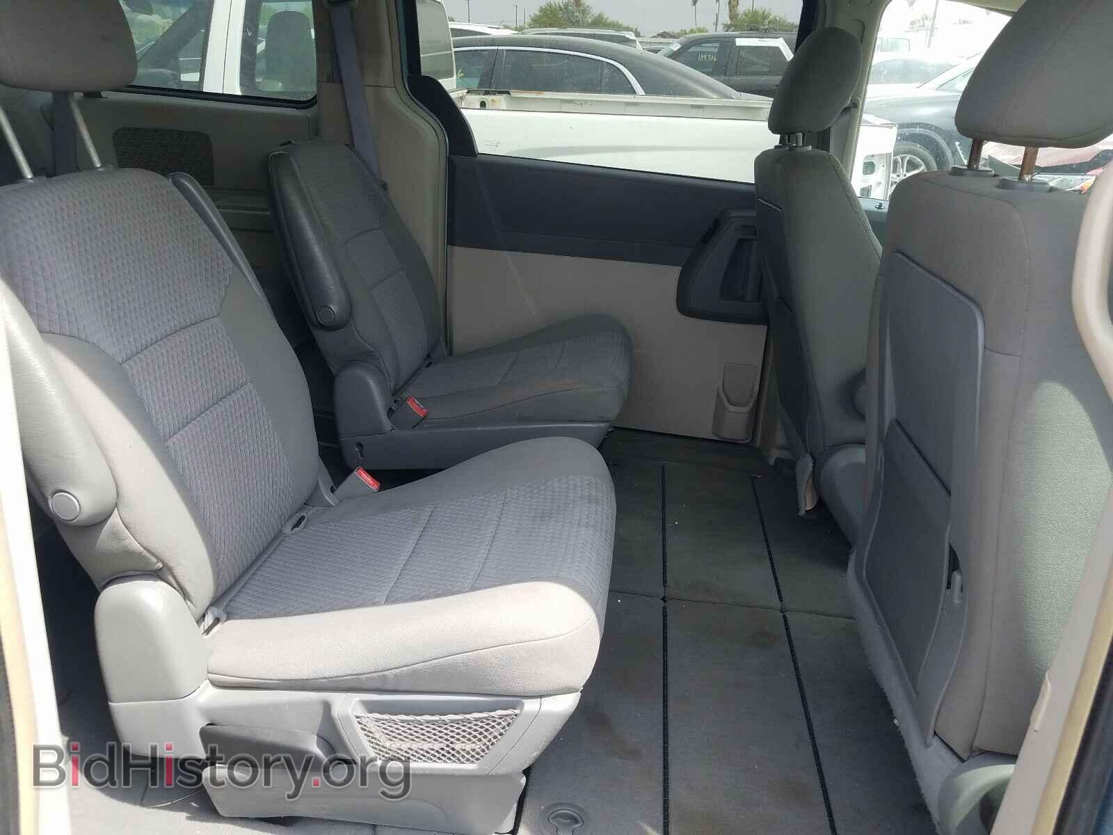 2008 CHRYSLER MINIVAN - VIN: 2A8HR54P58R674233 - Фото 6