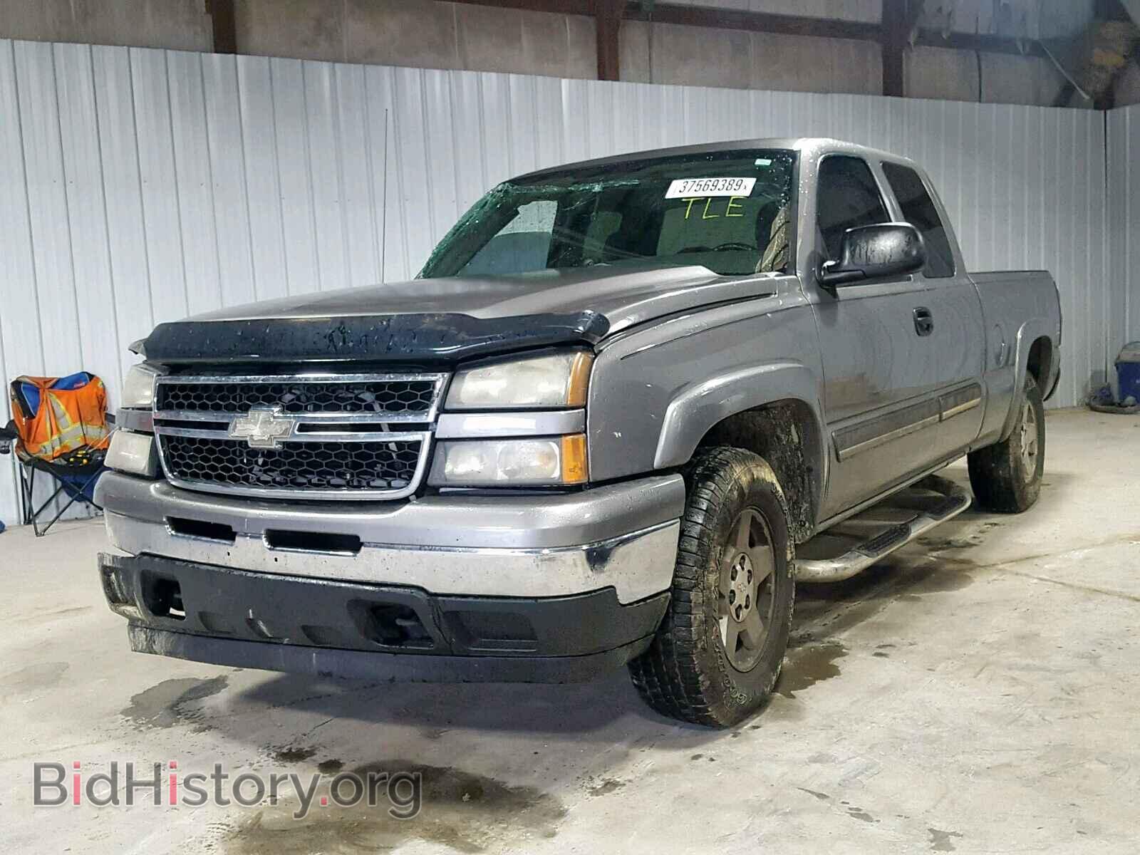 2006 CHEVROLET SILVERADO - VIN: 2GCEK19B161329877 - Фото 2