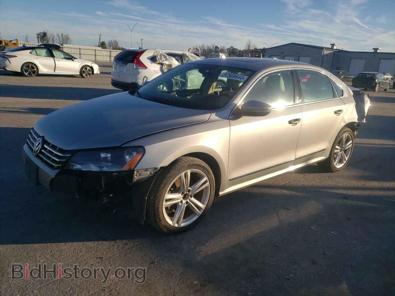 Фотография 1VWCM7A38CC083745 - VOLKSWAGEN PASSAT 2012
