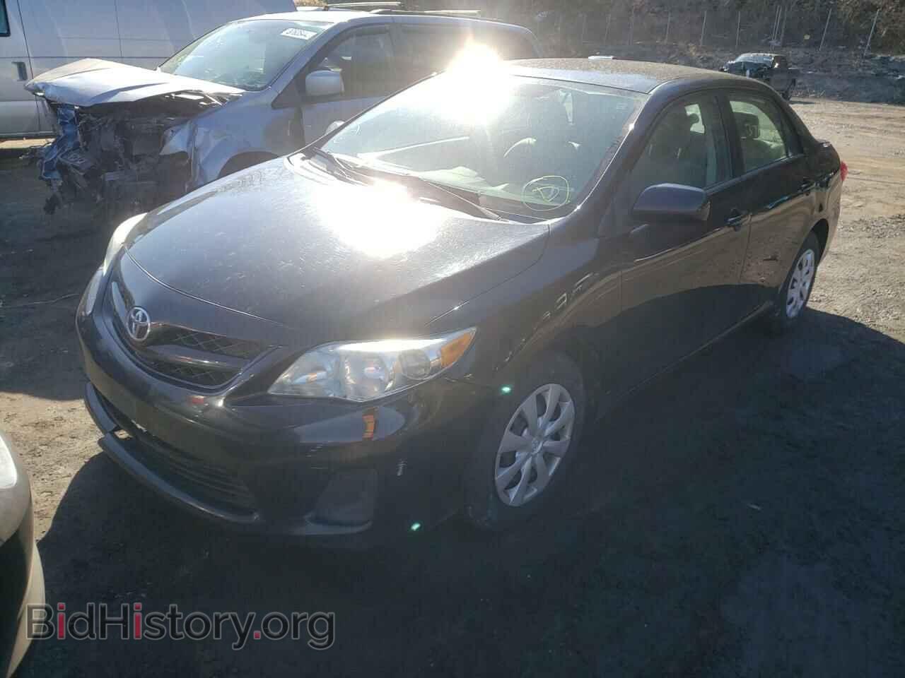 2013 TOYOTA COROLLA - VIN: 2T1BU4EE7DC967869 - Фото 2