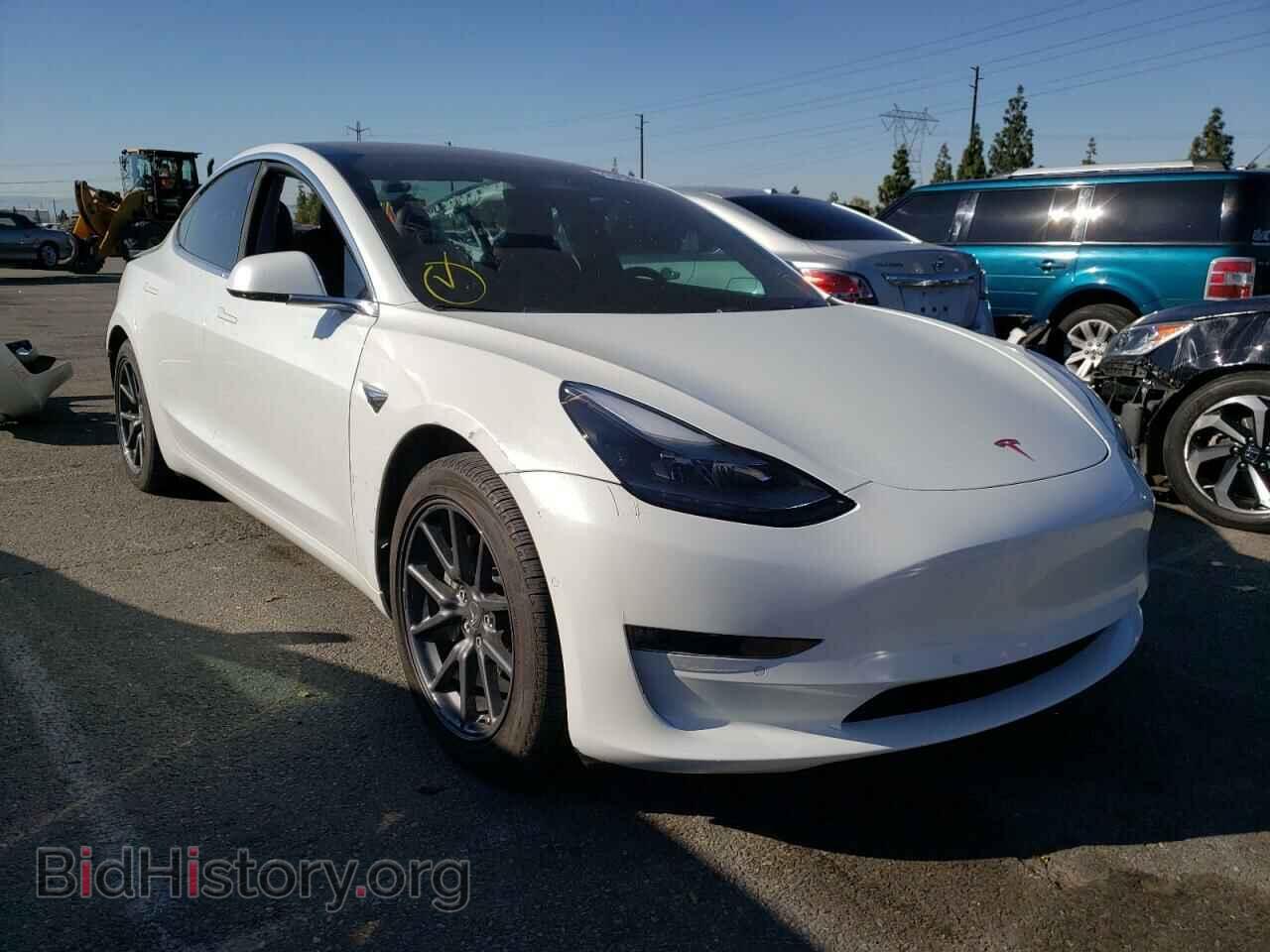 Фотография 5YJ3E1EA2JF038080 - TESLA MODEL 3 2018