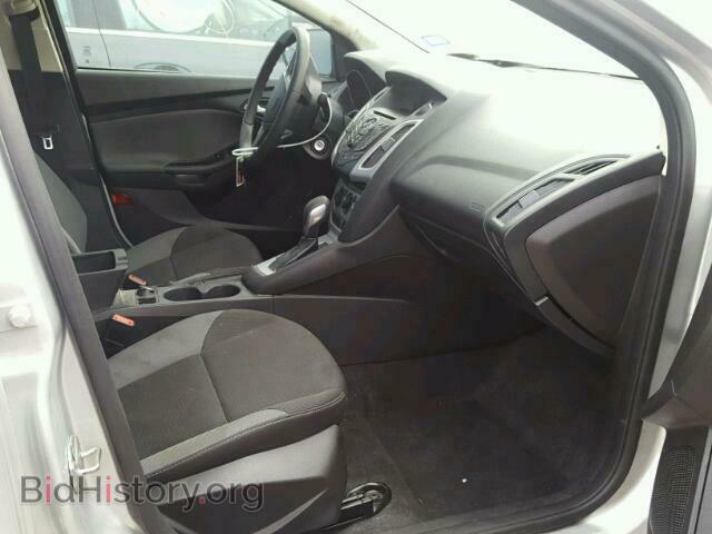 2014 Ford FOCUS (VIN 1FADP3F21EL108856) — photo 5 of 10