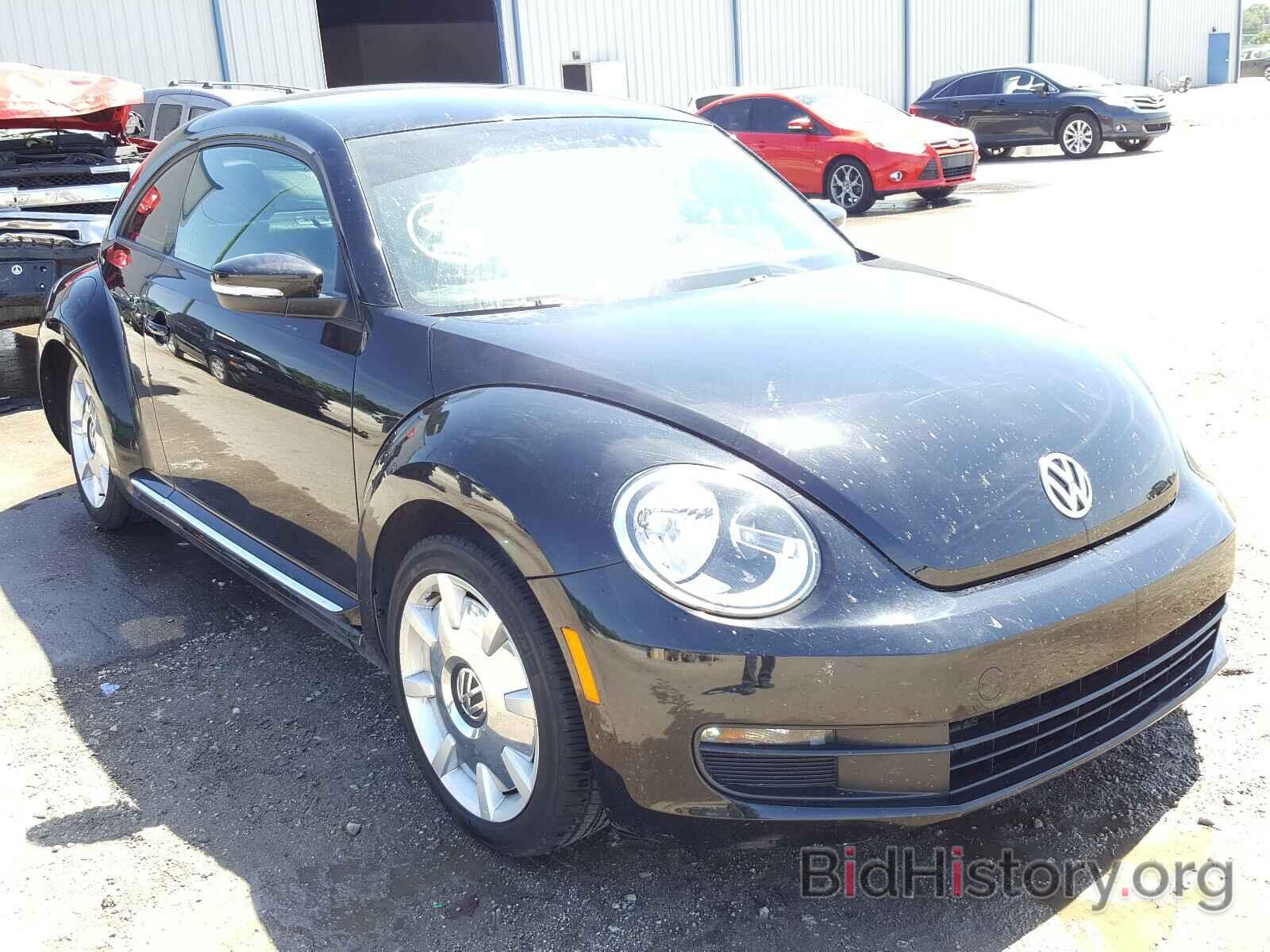 Photo 3VWJP7AT4CM624853 - VOLKSWAGEN BEETLE 2012