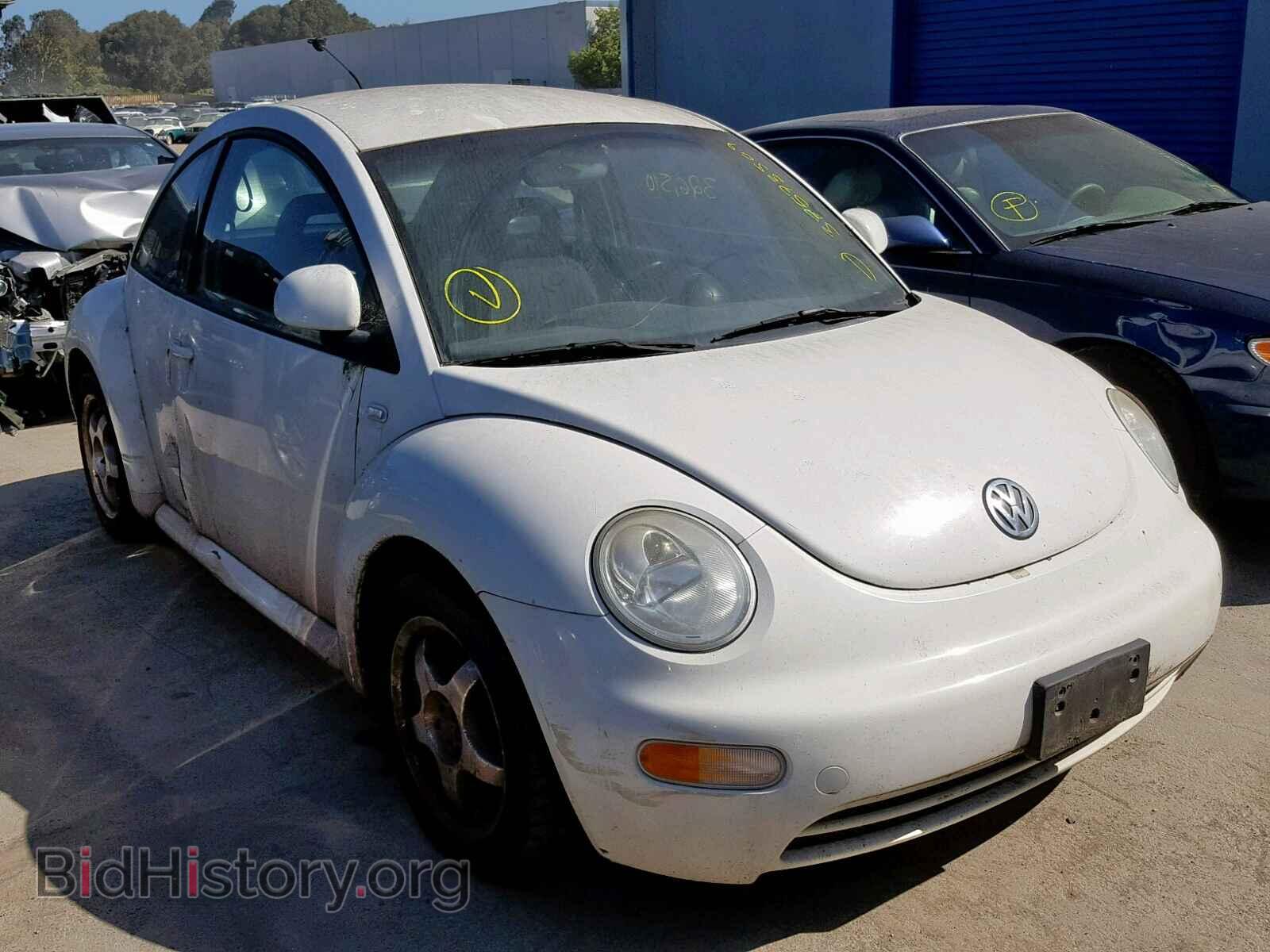 Photo 3VWBC21C4YM428728 - VOLKSWAGEN BEETLE 2000