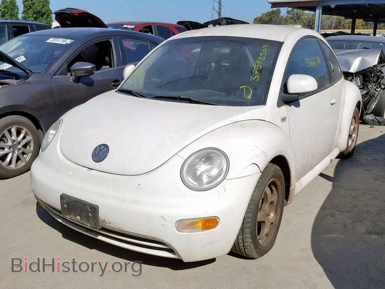 2000 VOLKSWAGEN BEETLE - VIN: 3VWBC21C4YM428728 - Фото 2
